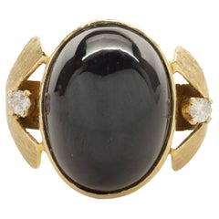 14 Karat Yellow Gold Vintage Star Garnet and Diamond Ring