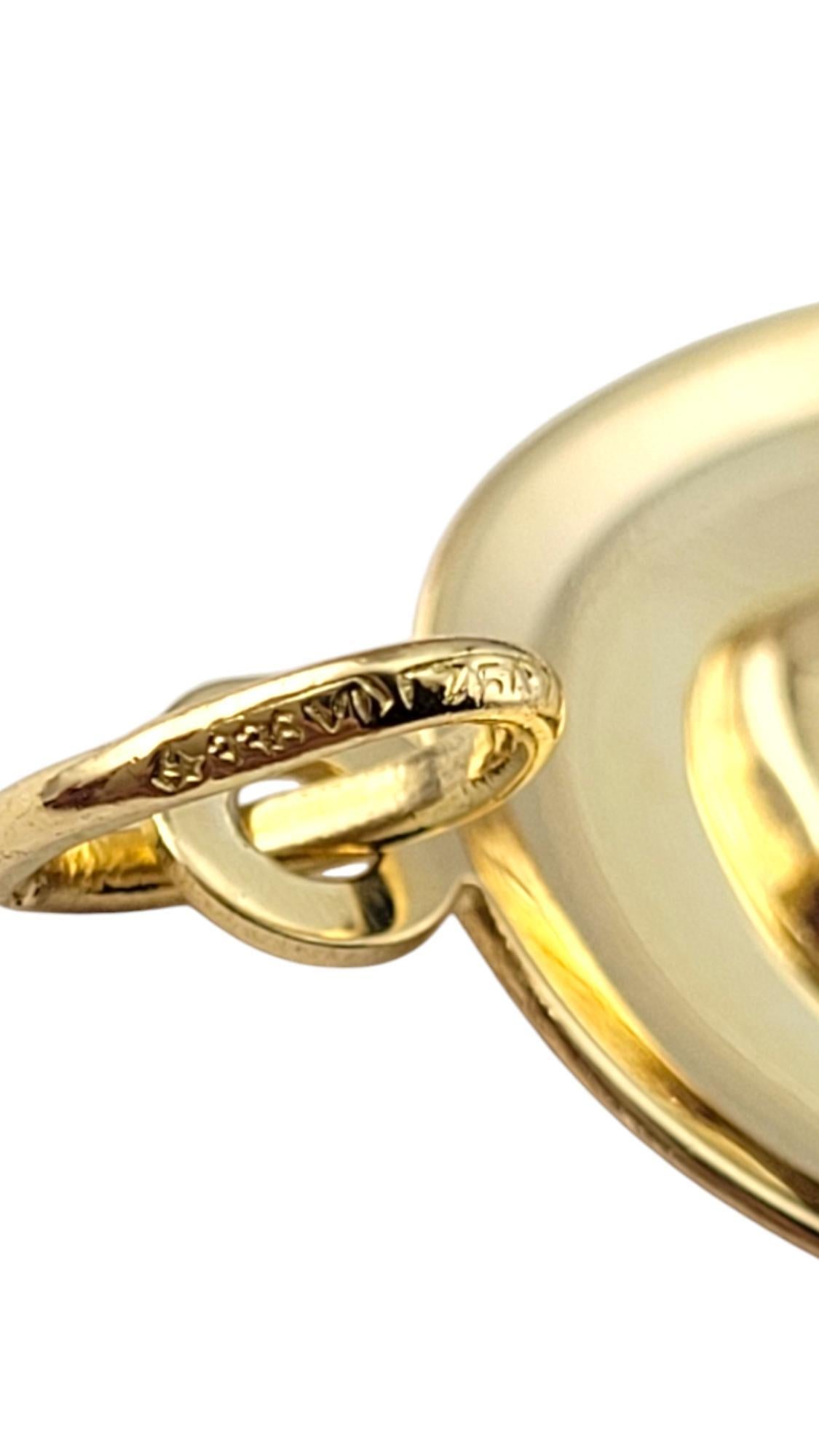 Colgante de oro amarillo de 14 quilates Virgen María #20857 en venta 3