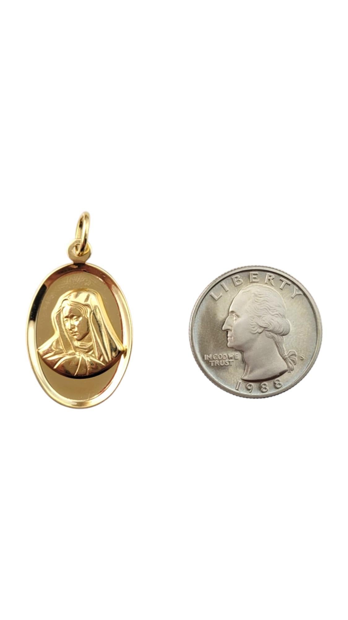 Colgante de oro amarillo de 14 quilates Virgen María #20857 en venta 5