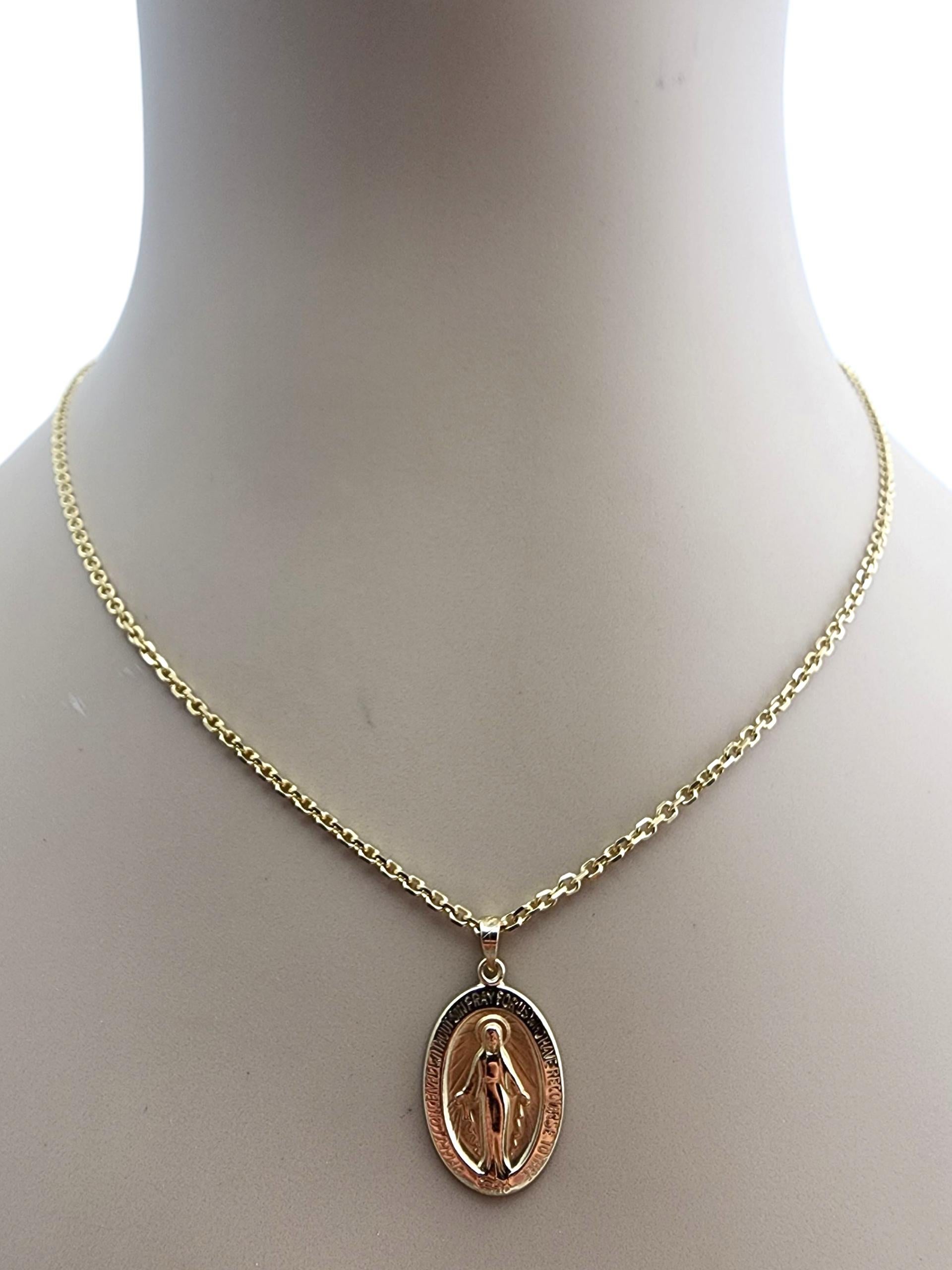 Pendentif Vierge Marie en or jaune 14 carats #23588 4