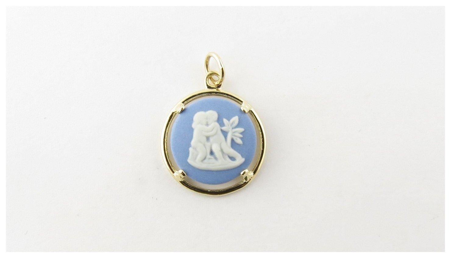 Women's 14 Karat Yellow Gold Wedgewood Pendant