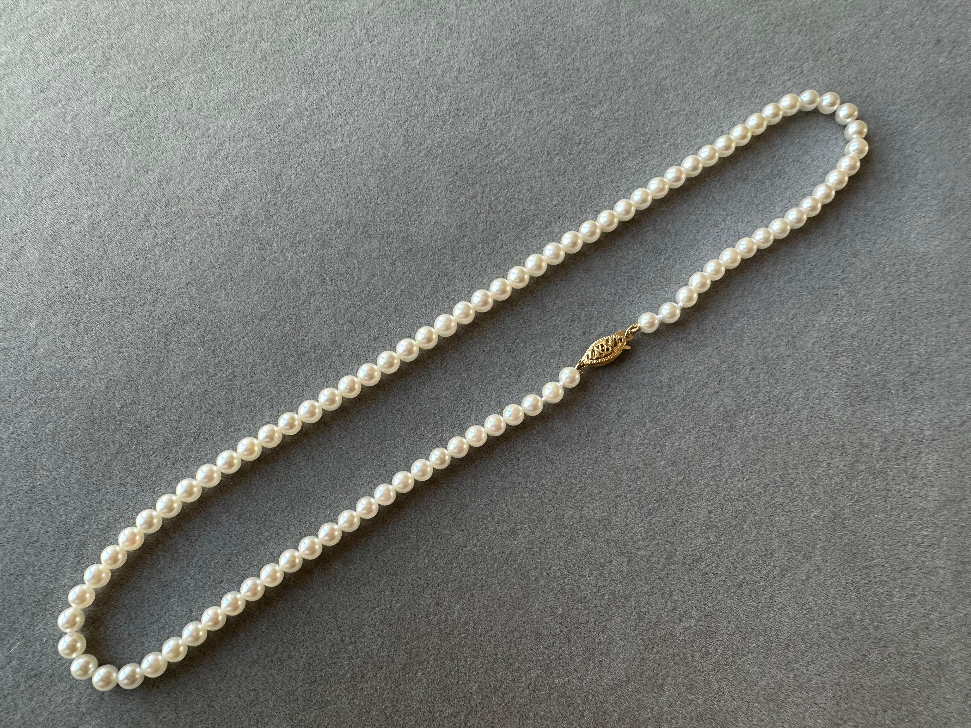 14 Karat Yellow Gold White Akoya Pearl Bead Layer Dainty Classic Choker Necklace For Sale 6