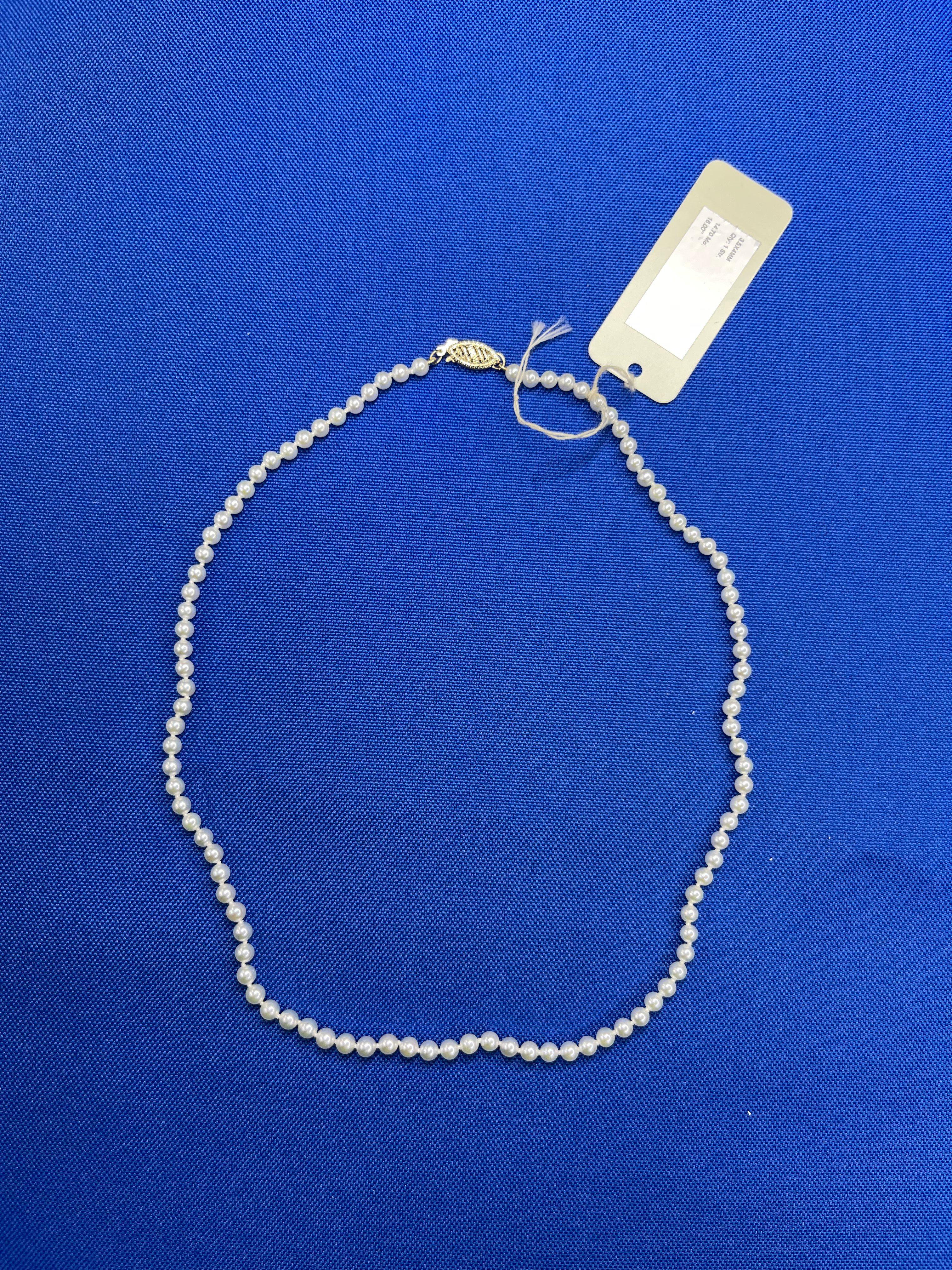 14 Karat Yellow Gold White Akoya Pearl Bead Layer Dainty Classic Choker Necklace In New Condition For Sale In Oakton, VA