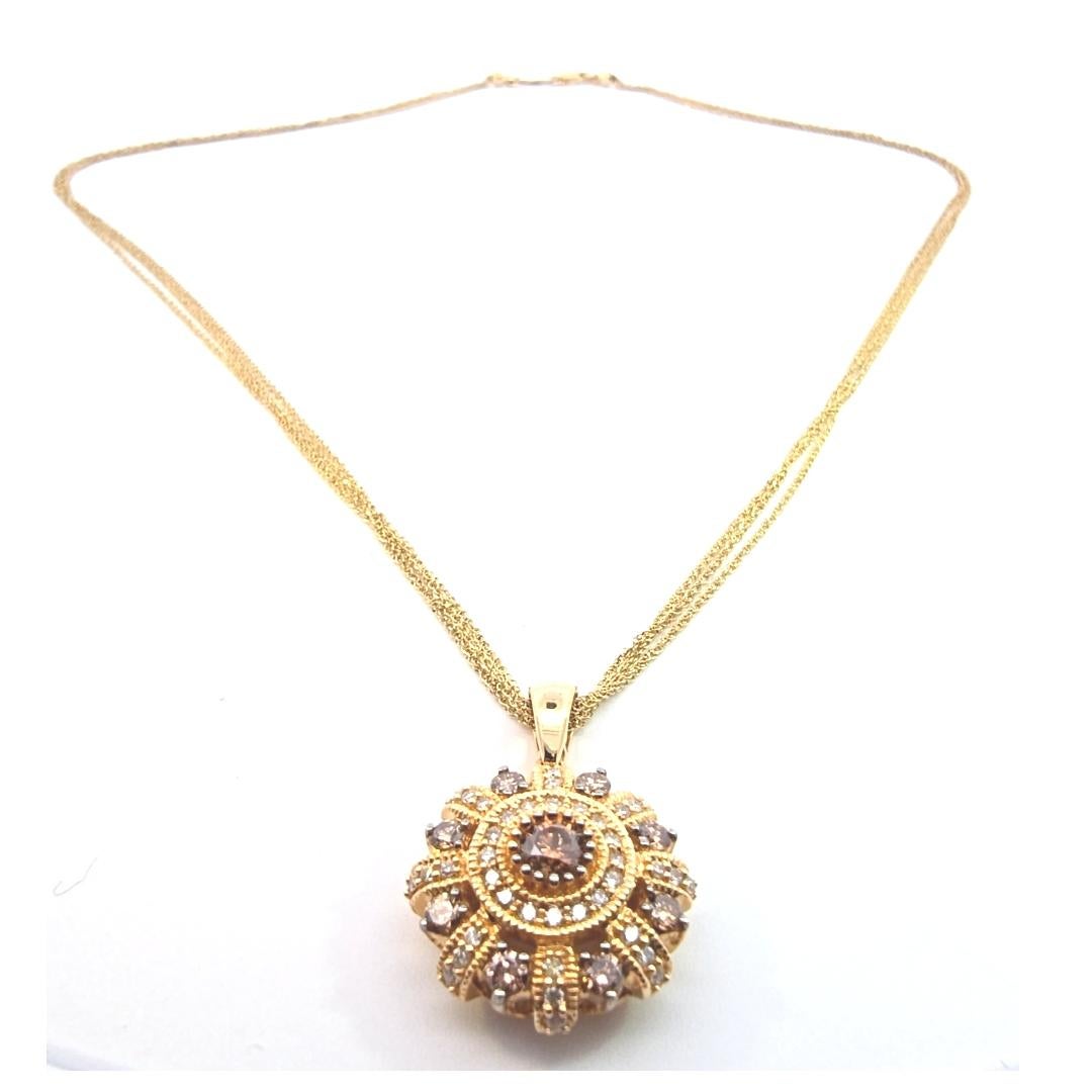 Collier en or jaune 14 carats avec diamants blancs et bruns Unisexe en vente