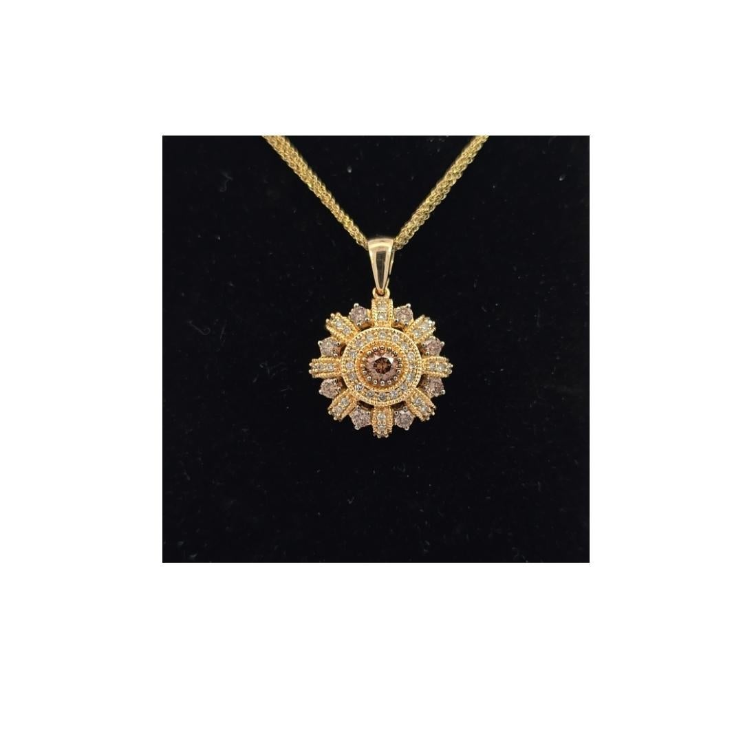 Collier en or jaune 14 carats avec diamants blancs et bruns en vente 2