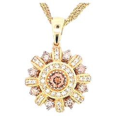 Collar de Diamantes Blanco y Marrón en Oro Amarillo de 14 Kilates