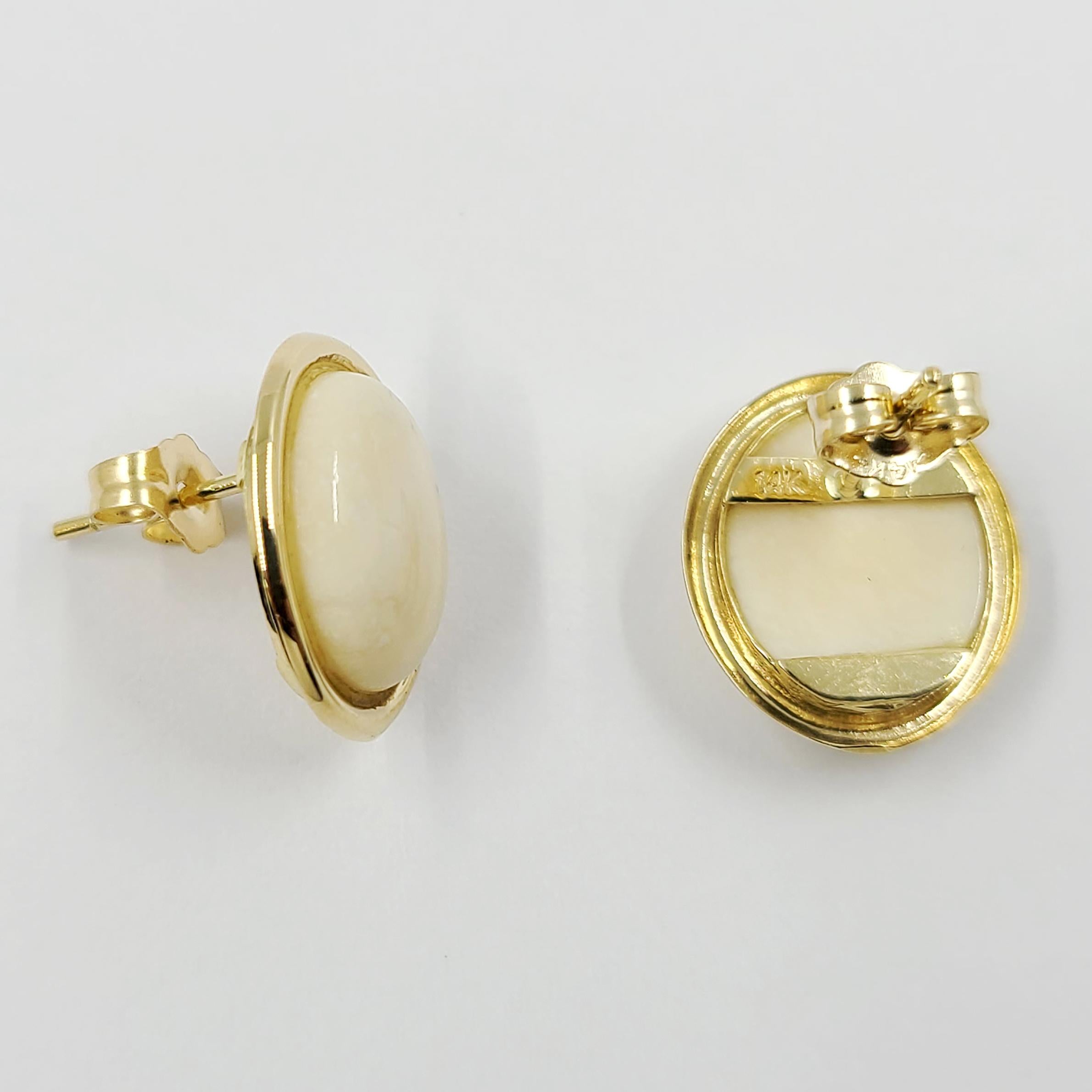 Oval Cut 14 Karat Yellow Gold White Coral Stud Earrings For Sale