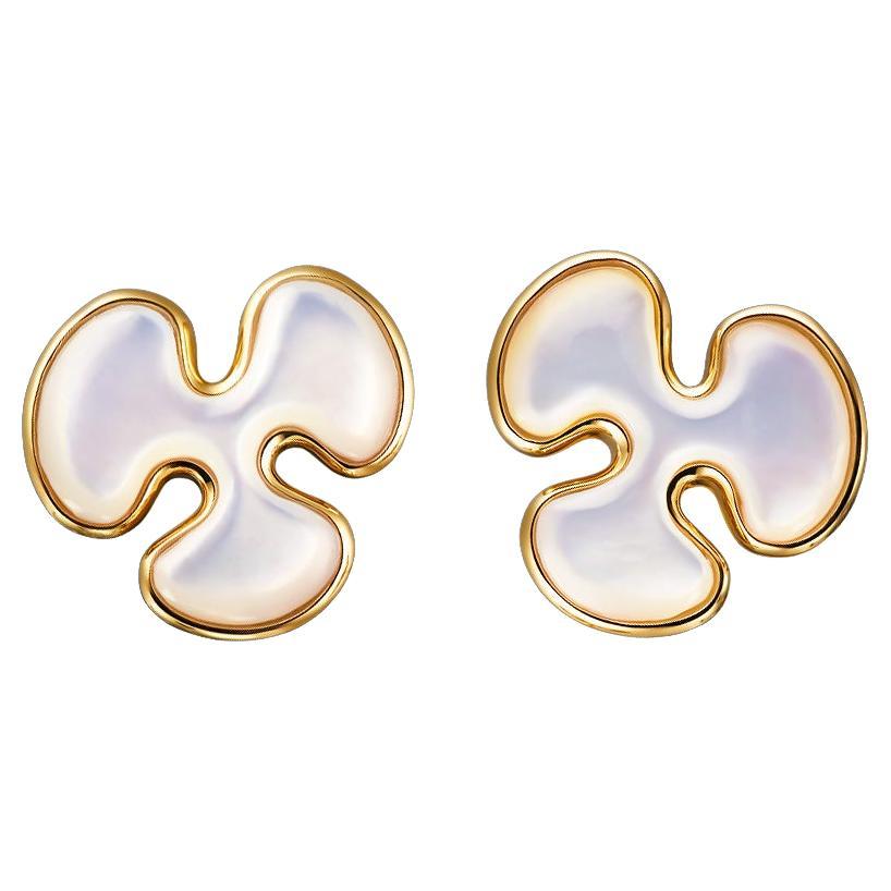 14 Karat Yellow Gold White Mother of Pearl Stud Earrings For Sale