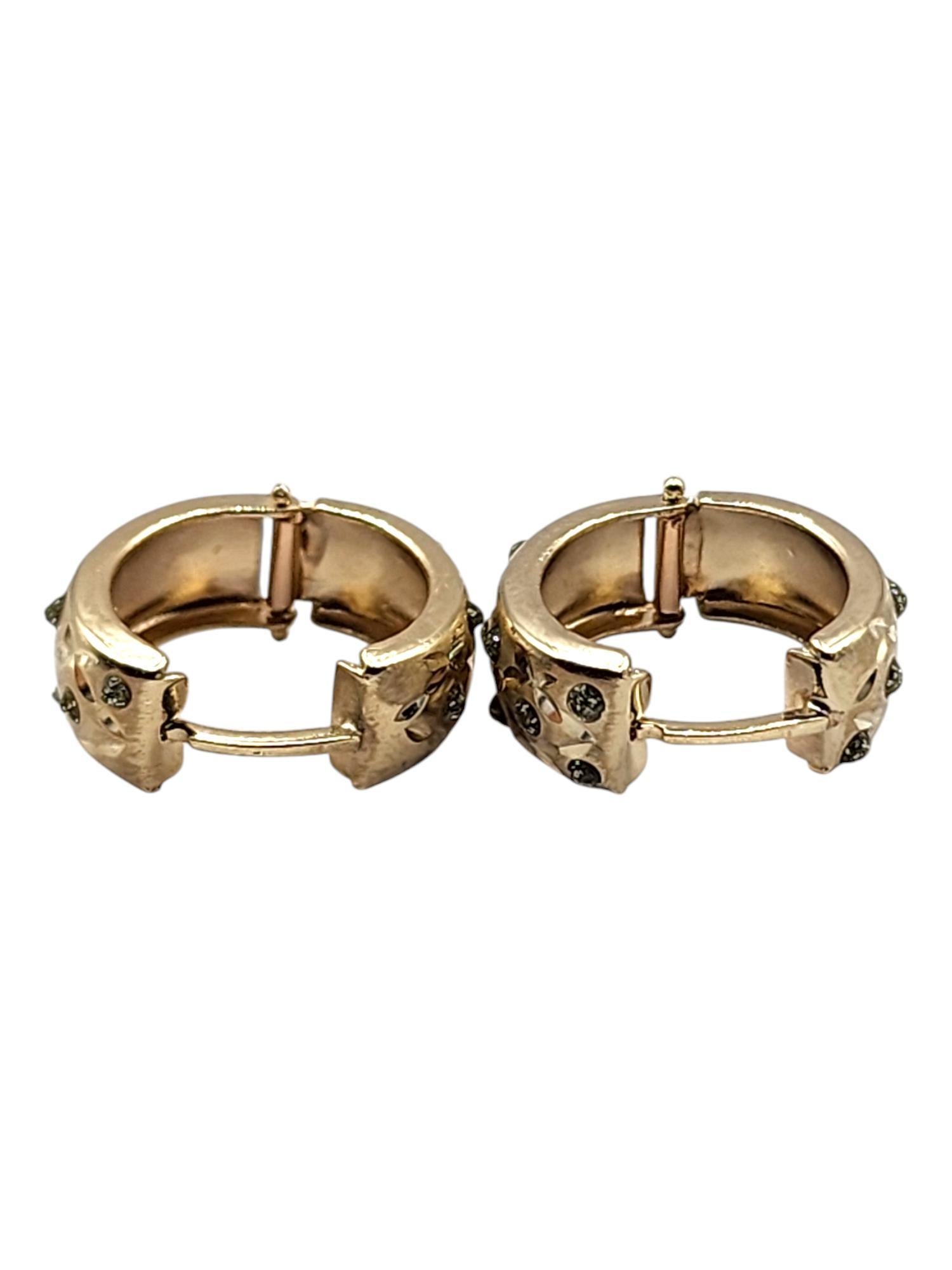 Créoles en or jaune 14 carats avec cercle large et diamants taille n° 20489 en vente 1