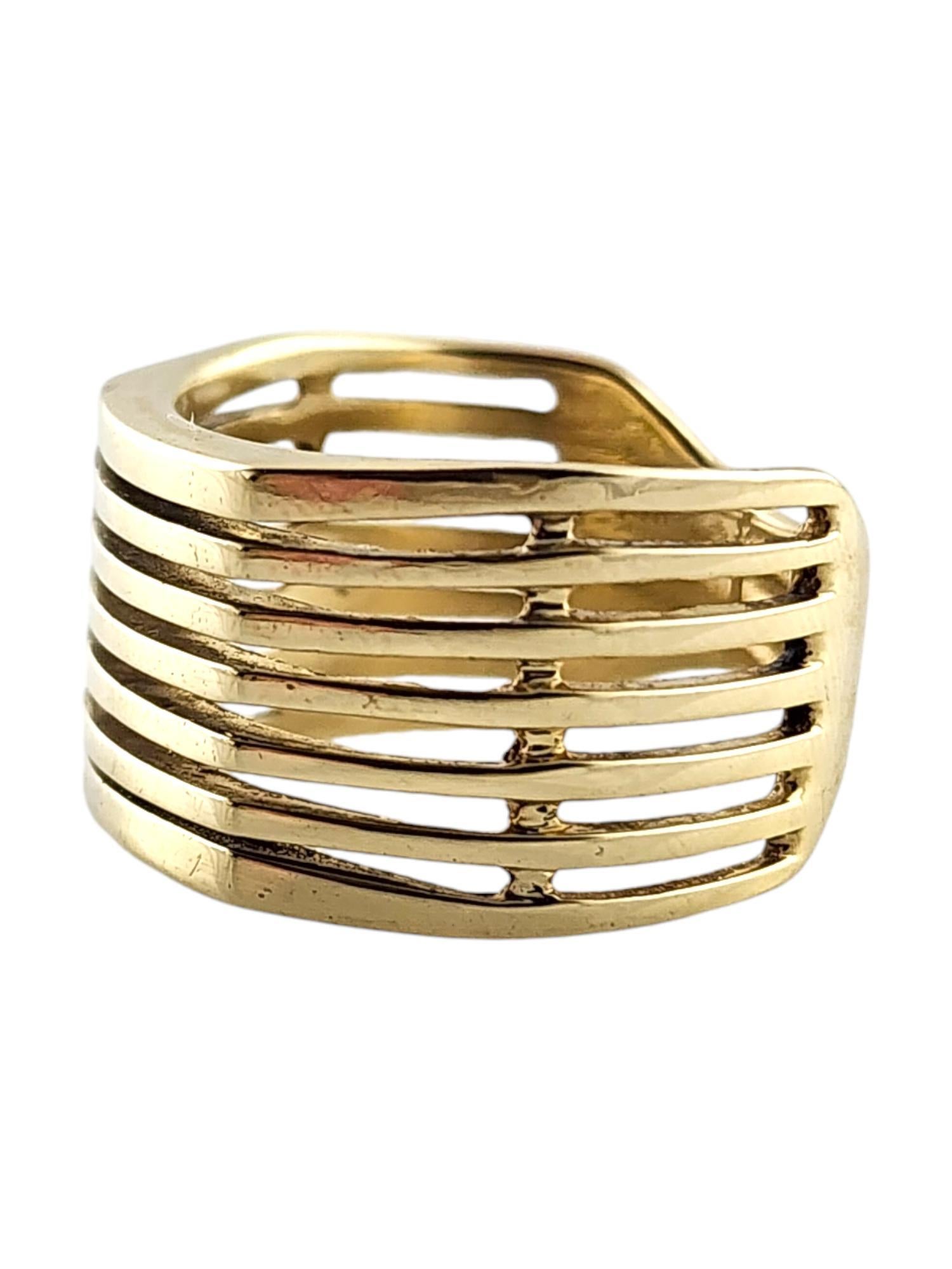 14 Karat Yellow Gold Wide Band Ring Size 9.5

This beautiful wide band ring was meticulously crafted from 14K yellow gold for a stunning finish!

Ring size: 9.5
Shank: 5.2mm
Front: 13.1mm

Weight: 9.67 g/ 6.22 dwt

Hallmark: 14K

Very good