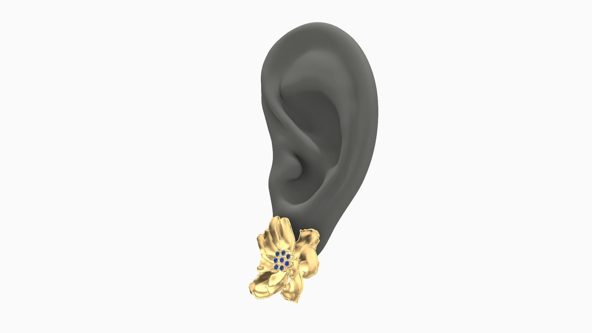14 Karat Yellow Gold Wild Flower Earrings with Sapphires For Sale 2