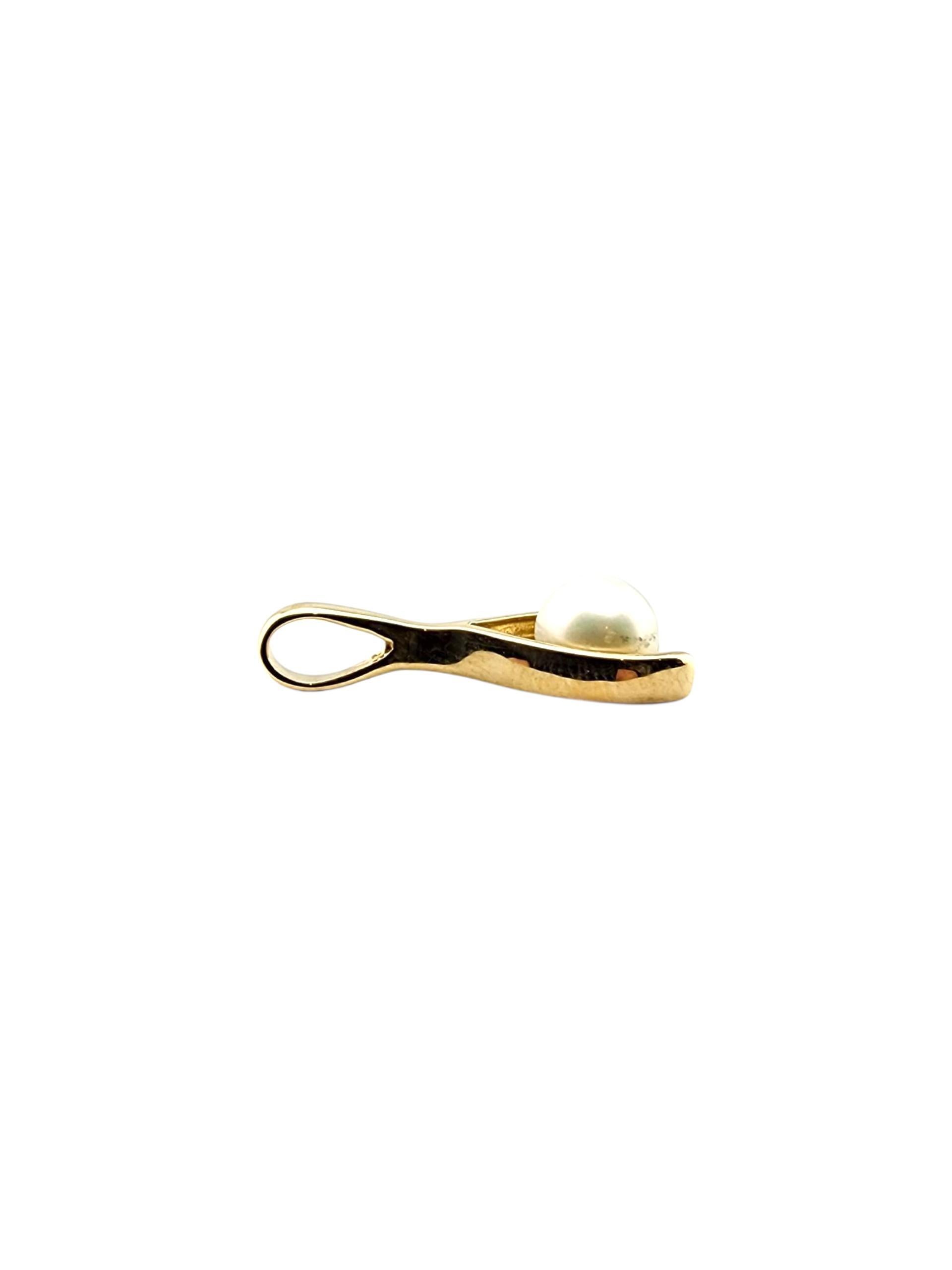 Taglio rotondo Ciondolo con perla Wishbone in oro giallo 14 carati #23161 in vendita