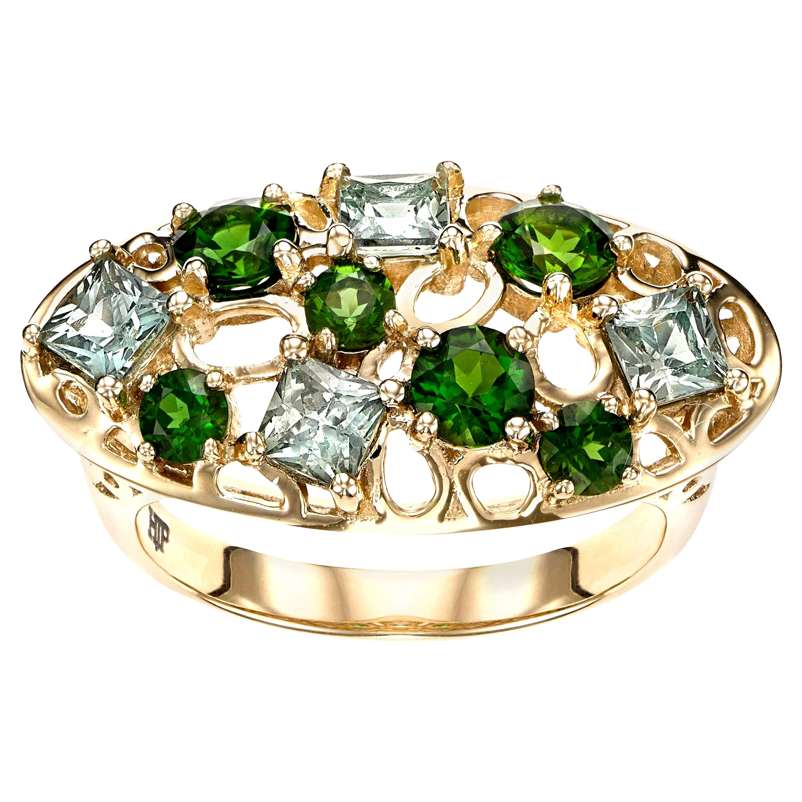 14 Karat Yellow Gold with 1.37 Carat Green Sapphire Cocktail Ring For Sale