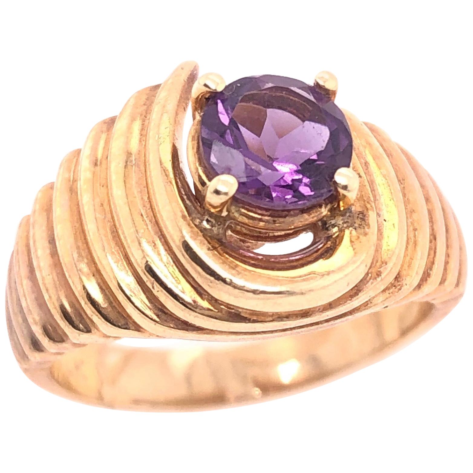 14 Karat Yellow Gold with Center Amethyst Dome Fashion Ring For Sale