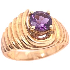 14 Karat Gelbgold mit Zentrum Amethyst Dome Mode Ring