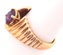14 Karat Gelbgold mit Zentrum Amethyst Dome Mode Ring