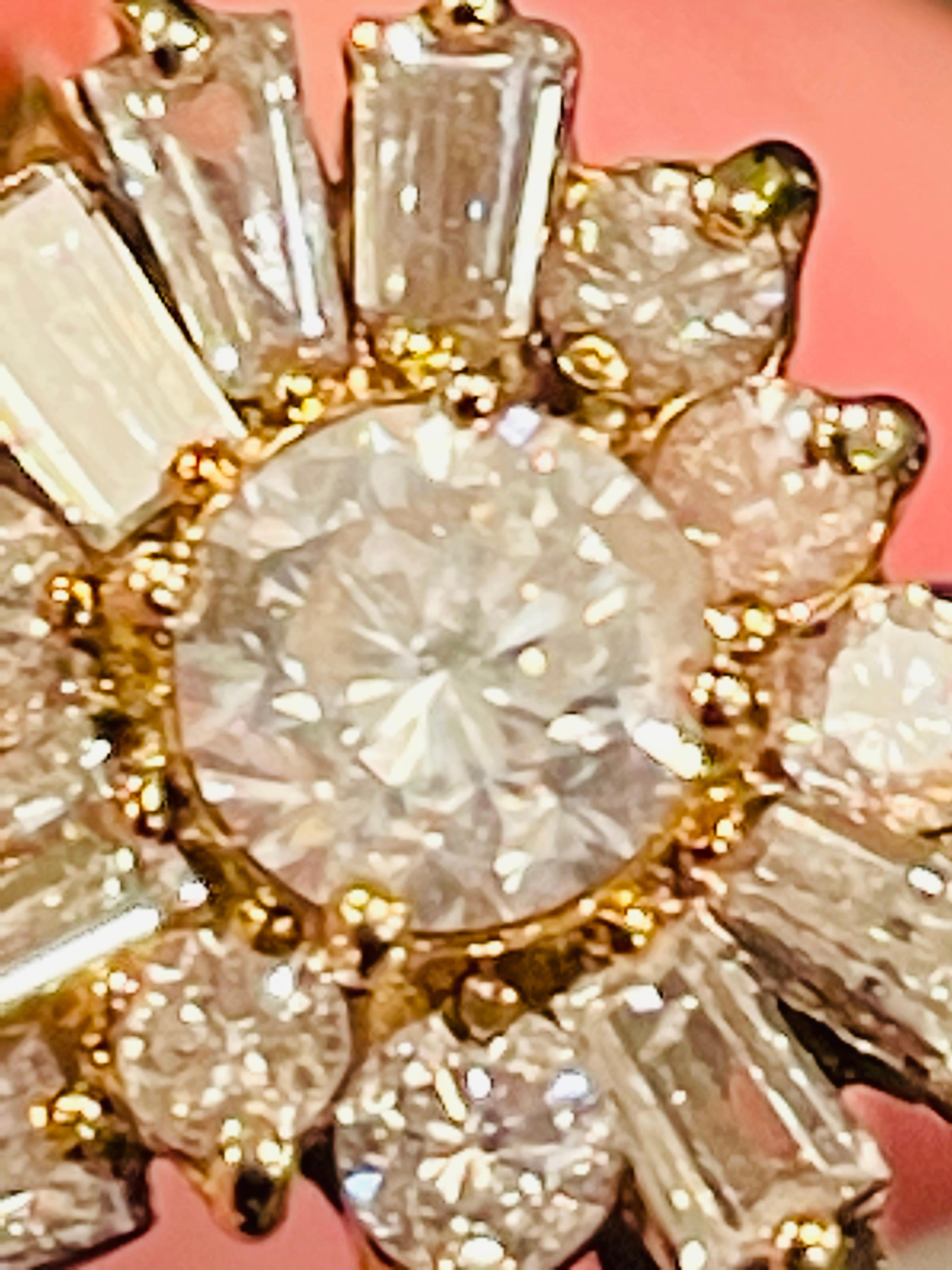14 Karat Yellow Gold with Diamond Cluster Cocktail Ring For Sale 9