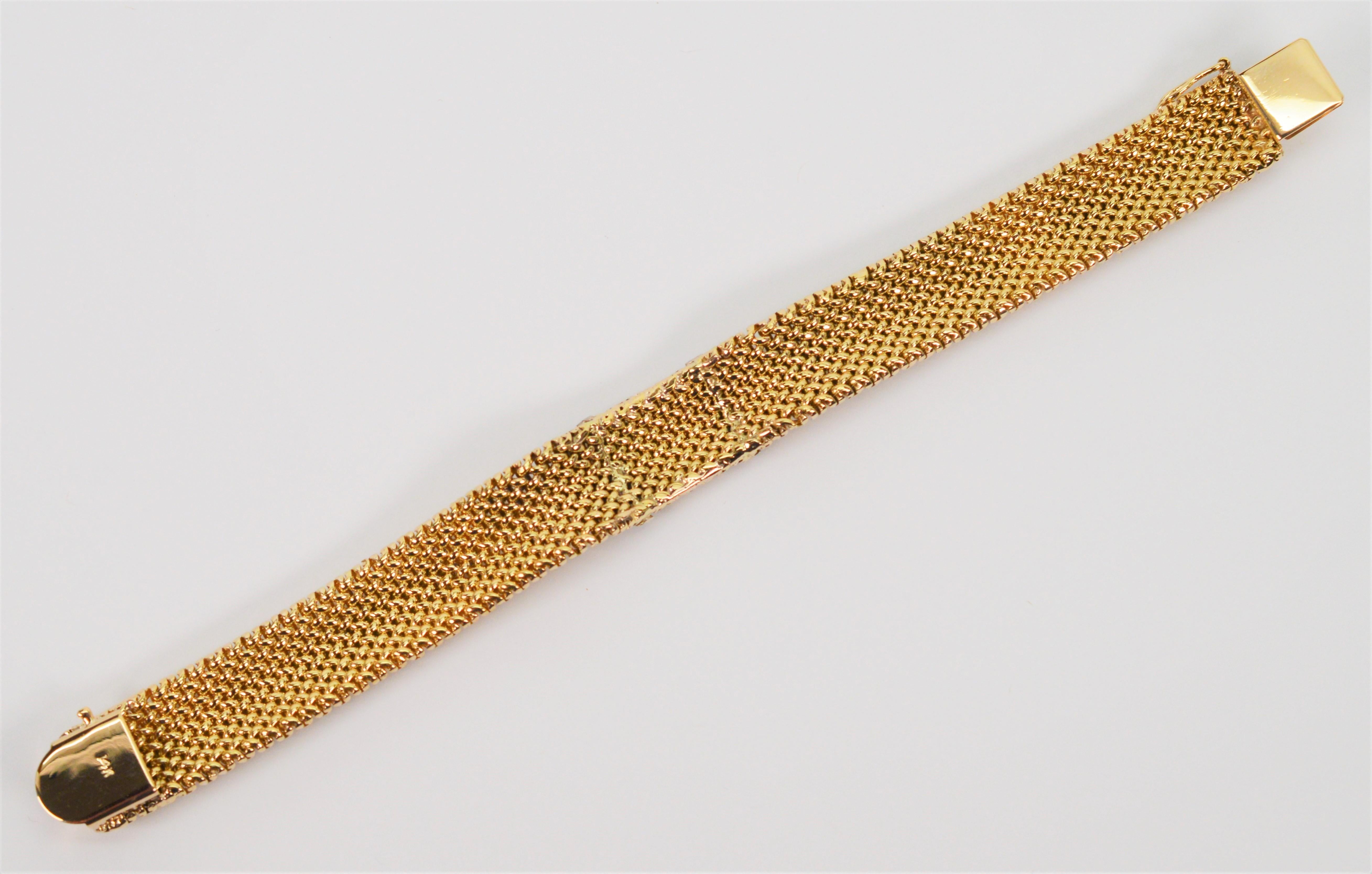 14 Karat Yellow Gold Woven Mesh Contoured Bracelet w White Gold Diamond Accents In Excellent Condition For Sale In Mount Kisco, NY