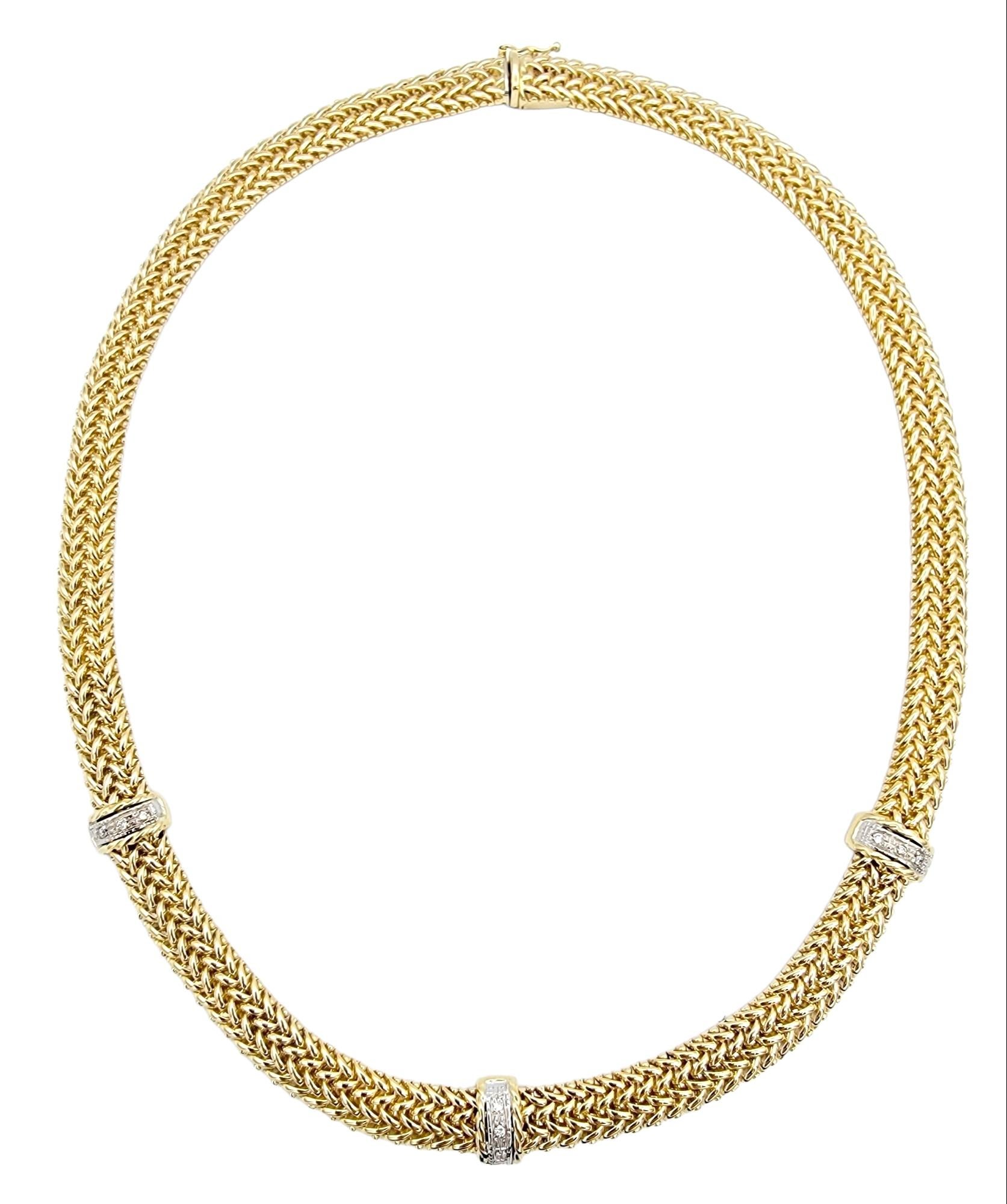 We absolutely love the versatility of this chic and modern diamond station necklace. Designed to elevate any ensemble that it's paired with, this stunning piece showcases impeccable craftsmanship and timeless elegance.

The gorgeous collar necklace