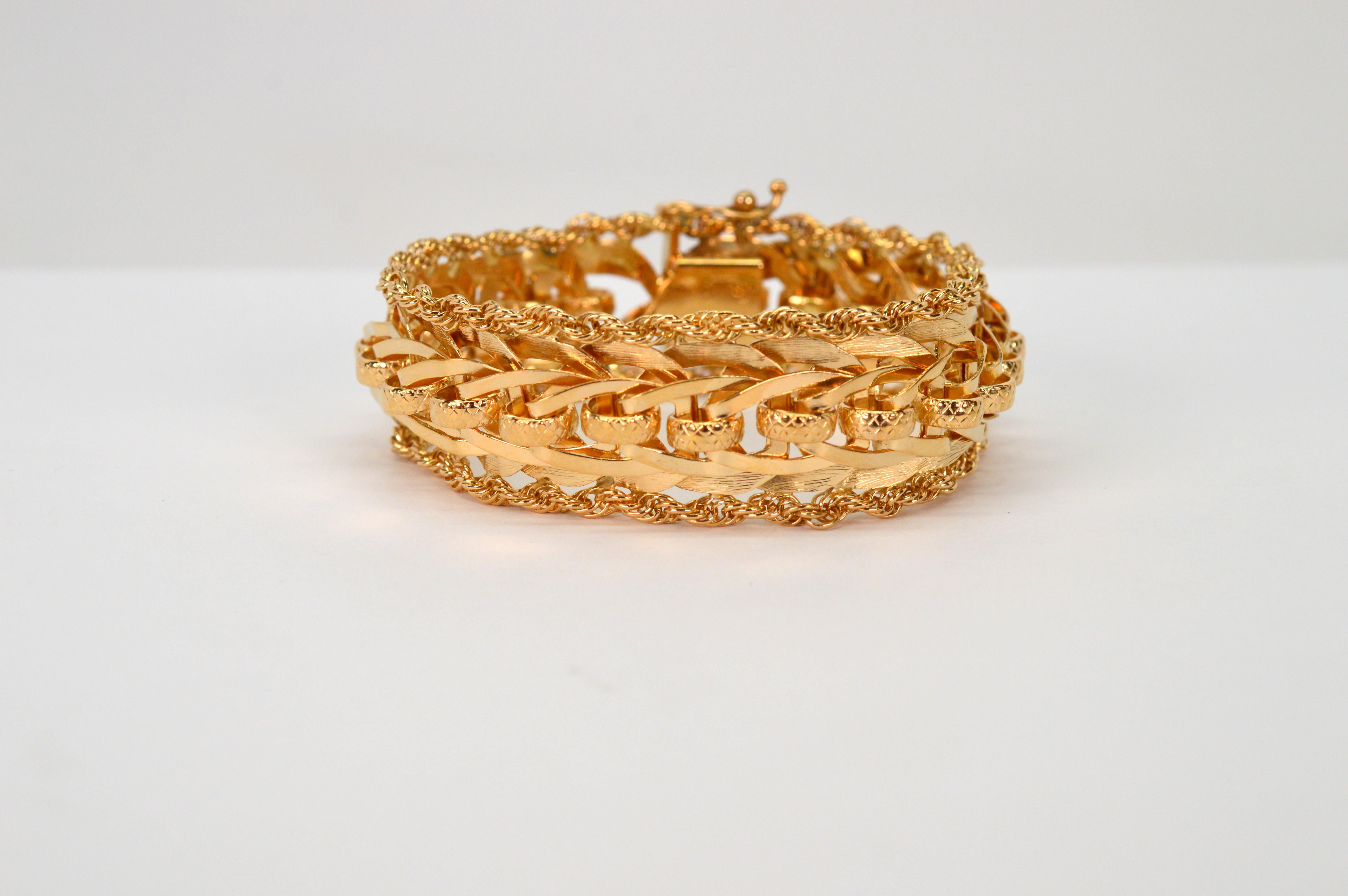 Bracelet à maillons tissés d'inspiration ruban en or jaune 14 carats en vente 1