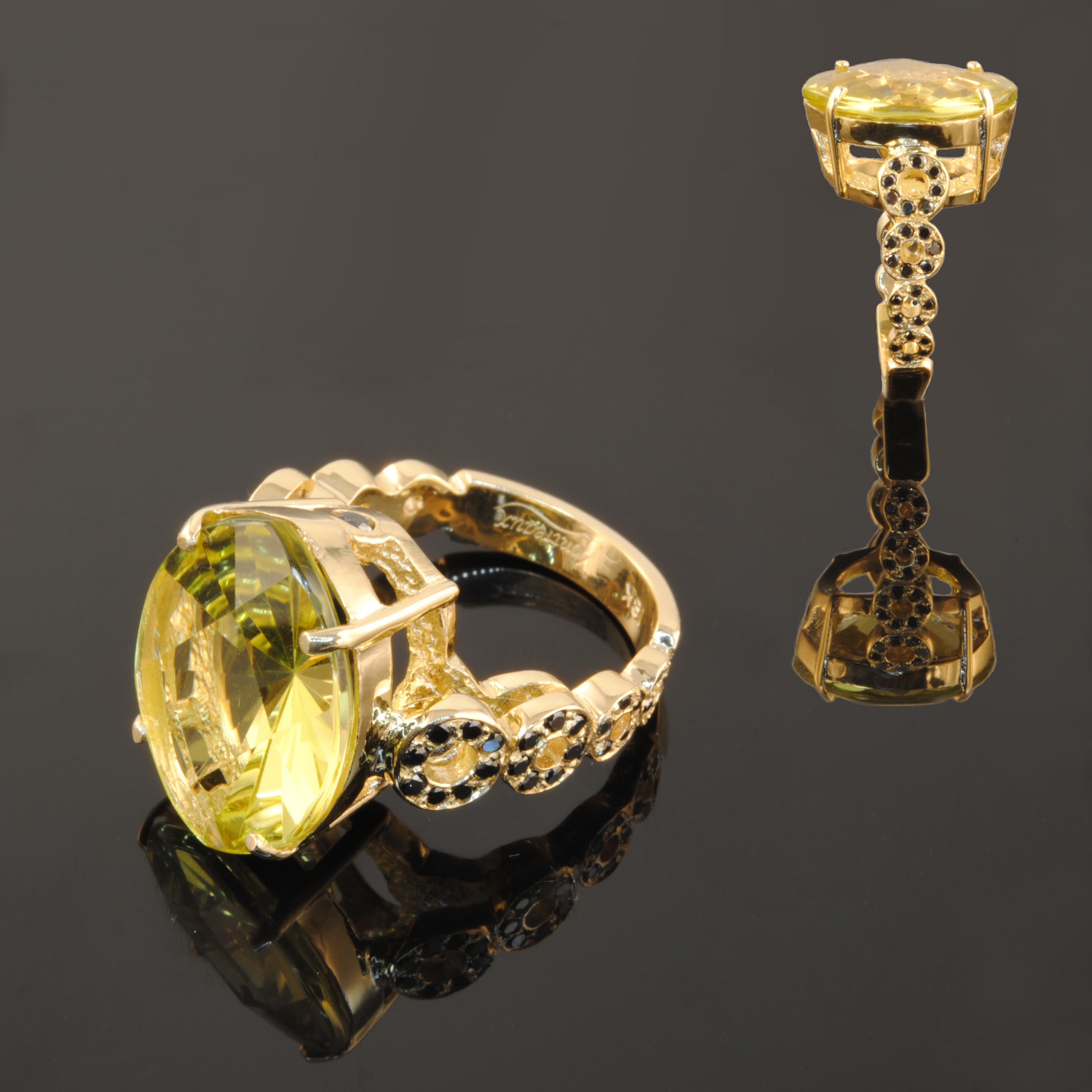 Women's 14 Karat Yellow Gold, Yellow Quartz, and Black Onyx Bead Necklace For Sale