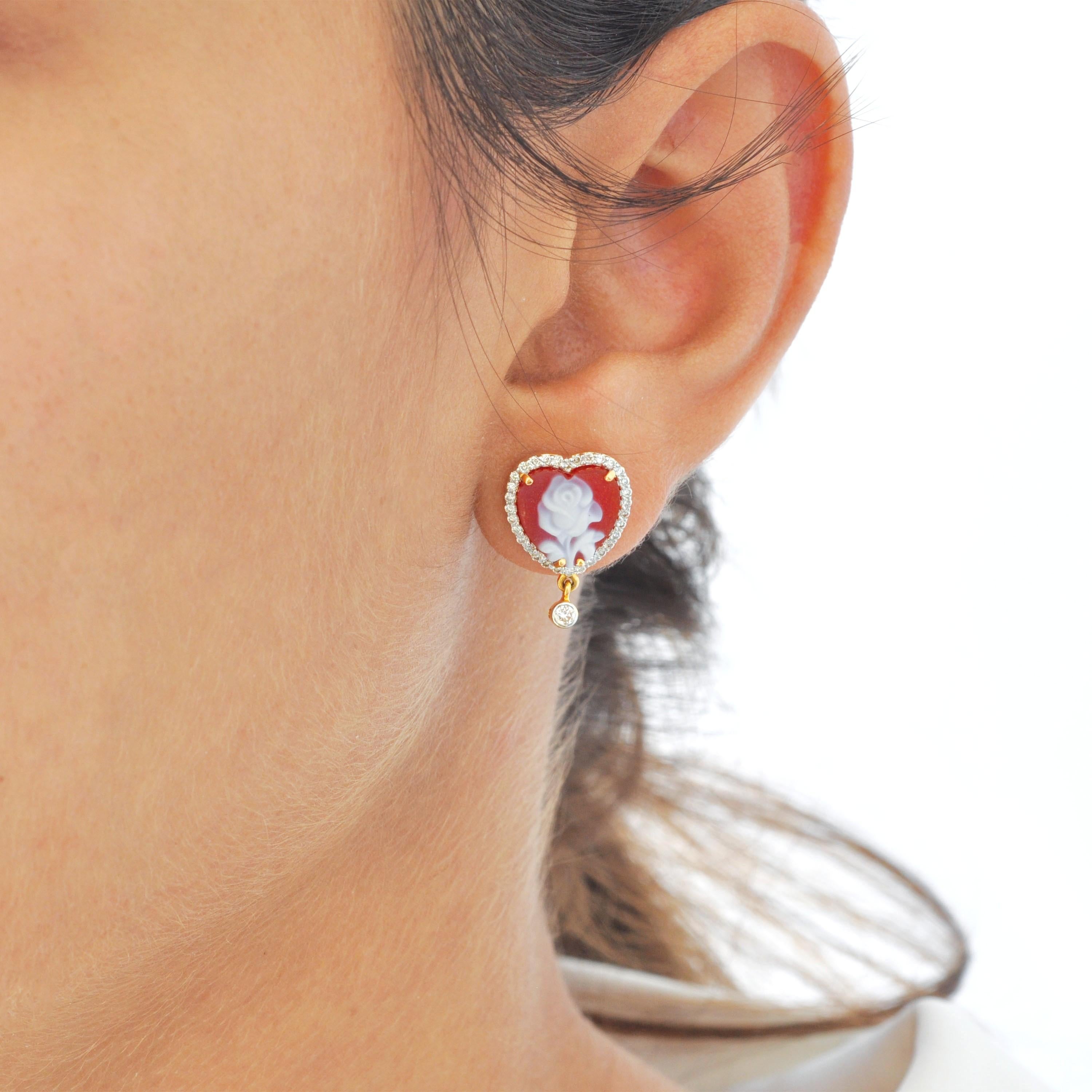 Orecchini con diamanti a forma di cuore in 14 carati giallo rosa Cameo 10 MM in vendita 2