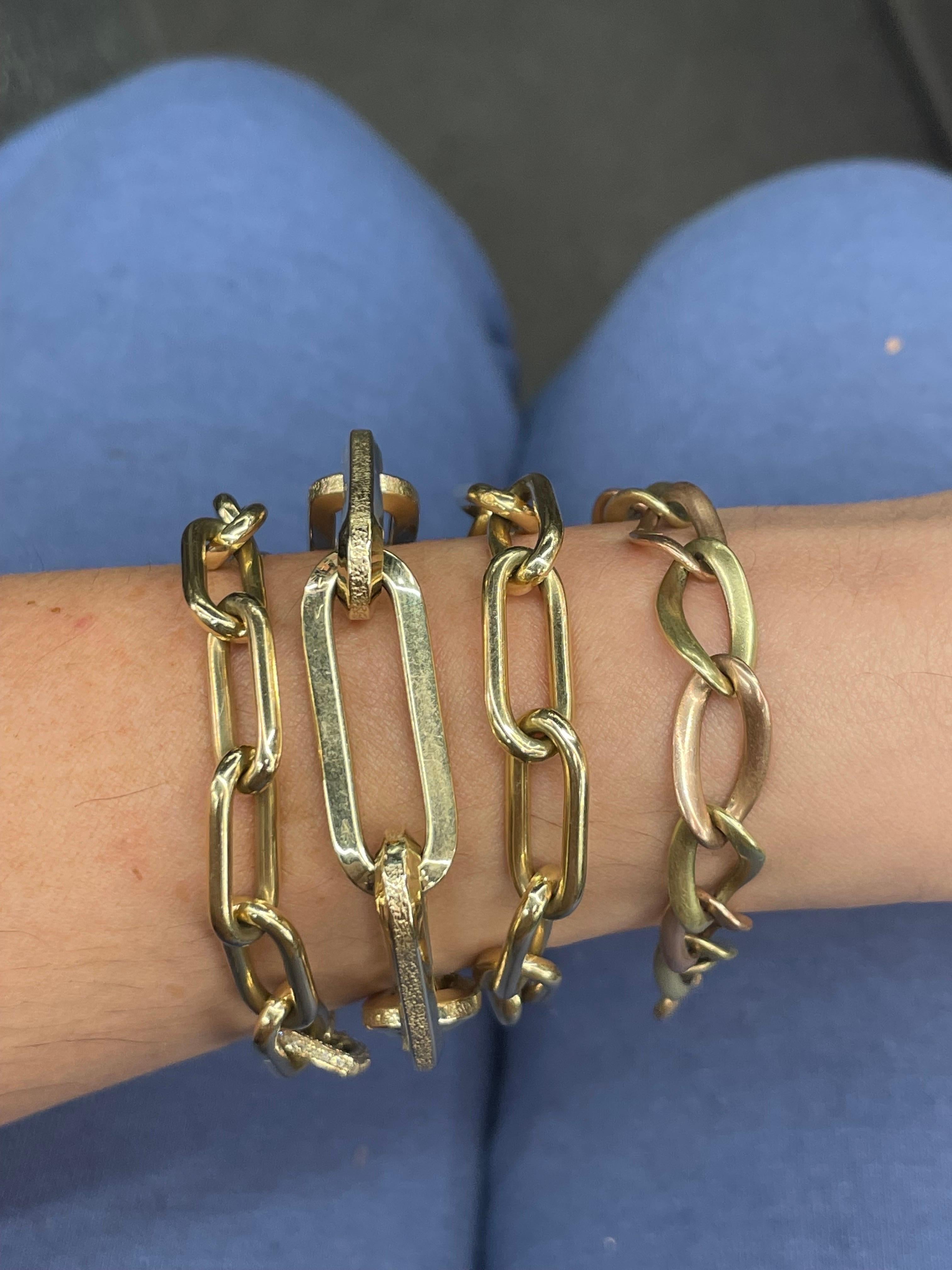 Bracelet à maillons torsadés en or jaune et rose 14 carats 19,2 grammes en vente 4