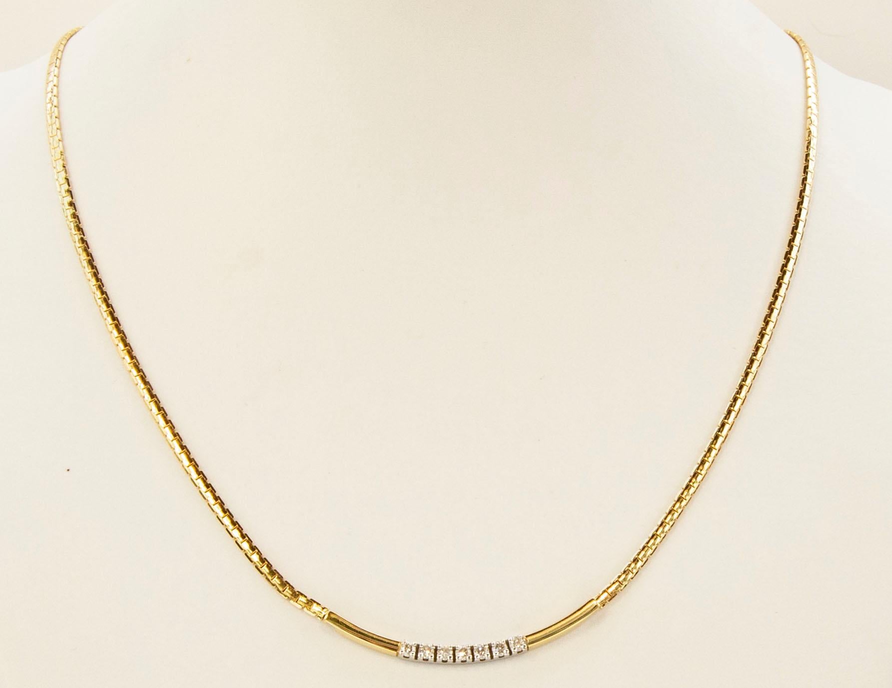 Contemporary 14 Karat Yellow Solid Gold Flat Snake Necklace with Brilliant Cut Diamonds For Sale