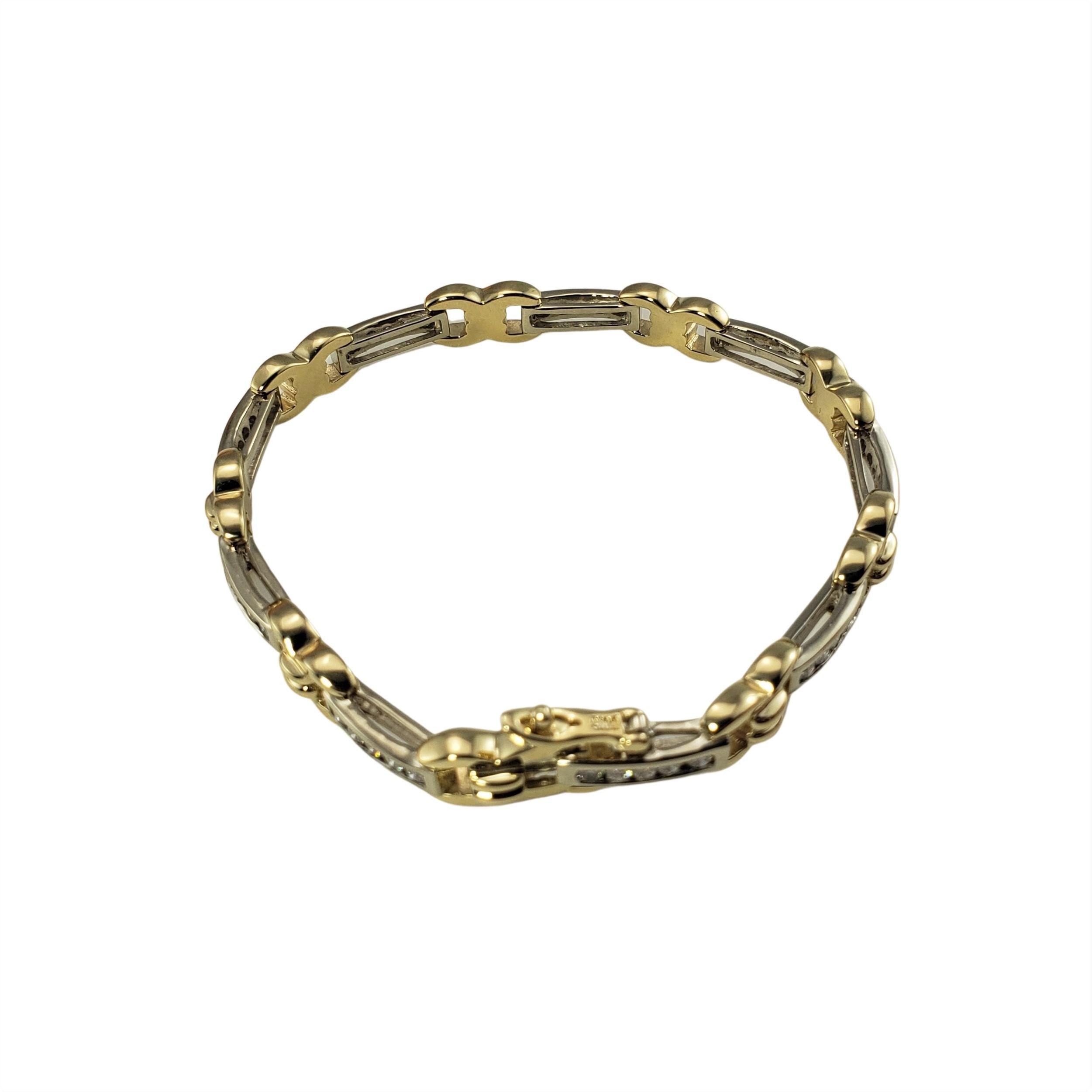Armband aus 14 Karat Gelb-/Weißgold mit Diamanten im Zustand „Gut“ in Washington Depot, CT