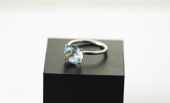 Anello con acquamarina in oro giallo e bianco 14 carati