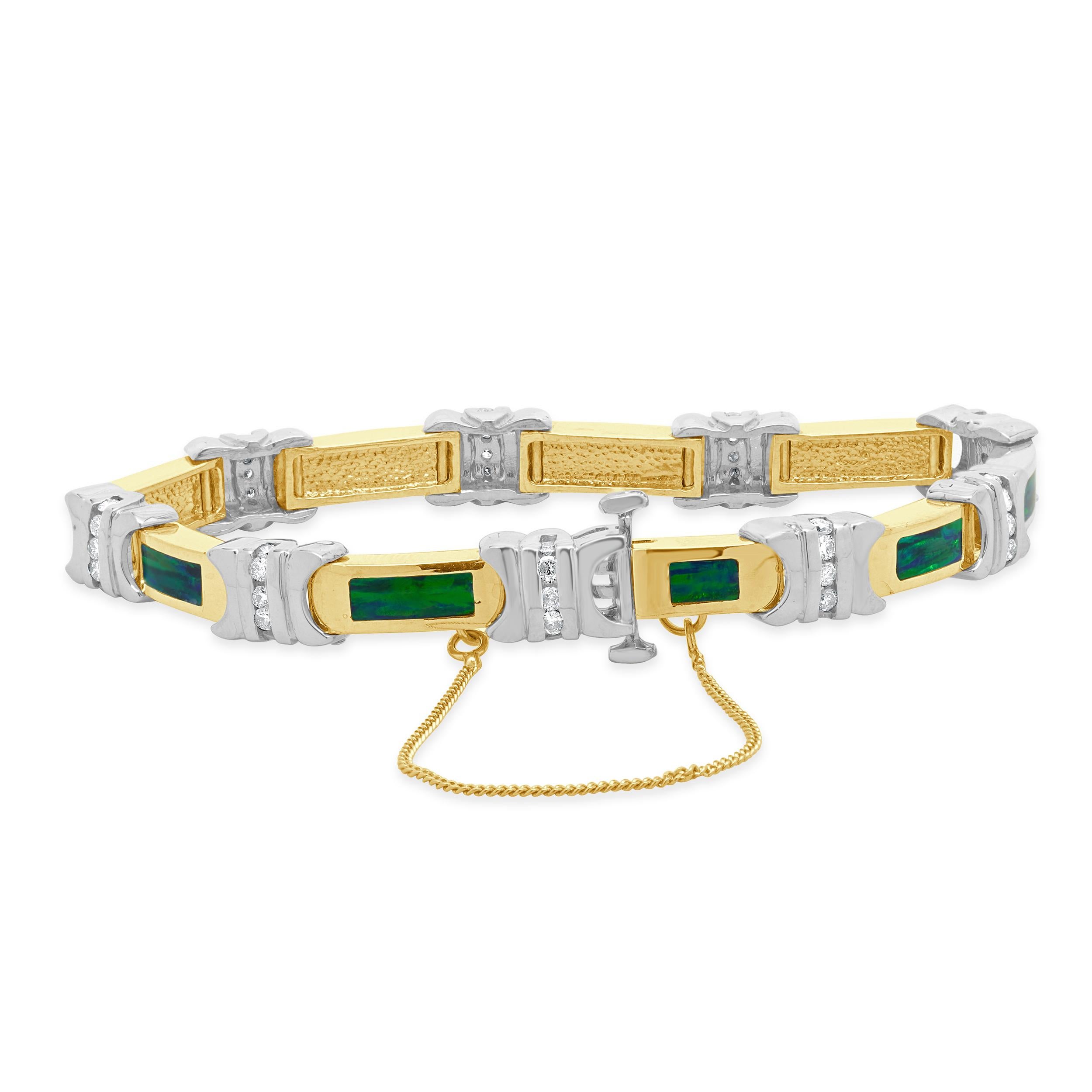 Pulsera de oro amarillo y blanco de 14 quilates con incrustaciones de diamantes y ópalo Corte redondo en venta