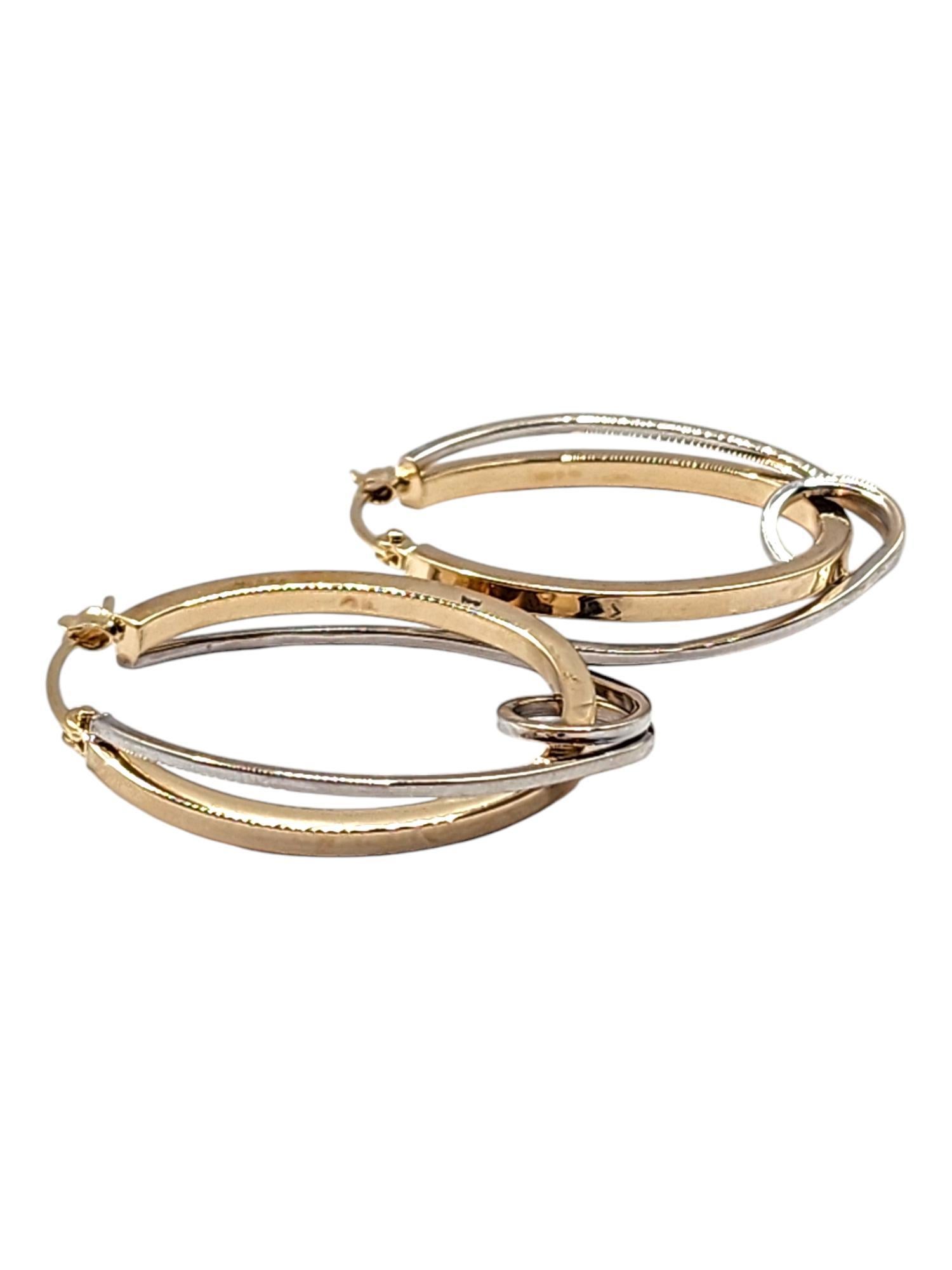 14 Karat Gelb- und Weißgold Oval-Ohrringe #22578 im Zustand „Gut“ im Angebot in Washington Depot, CT