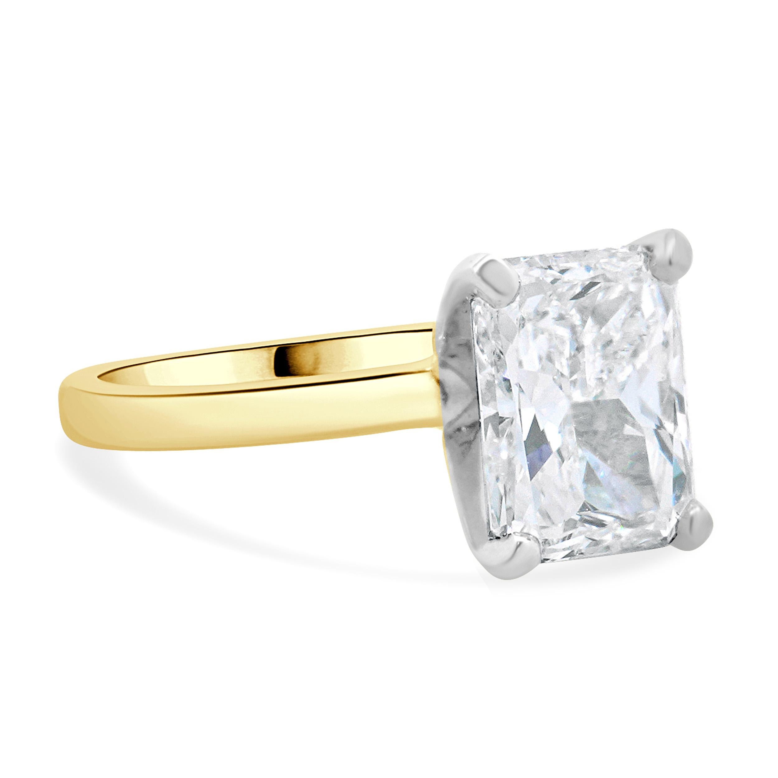 Women's 14 Karat Yellow & White Gold Radiant Cut Diamond Engagement Ring For Sale