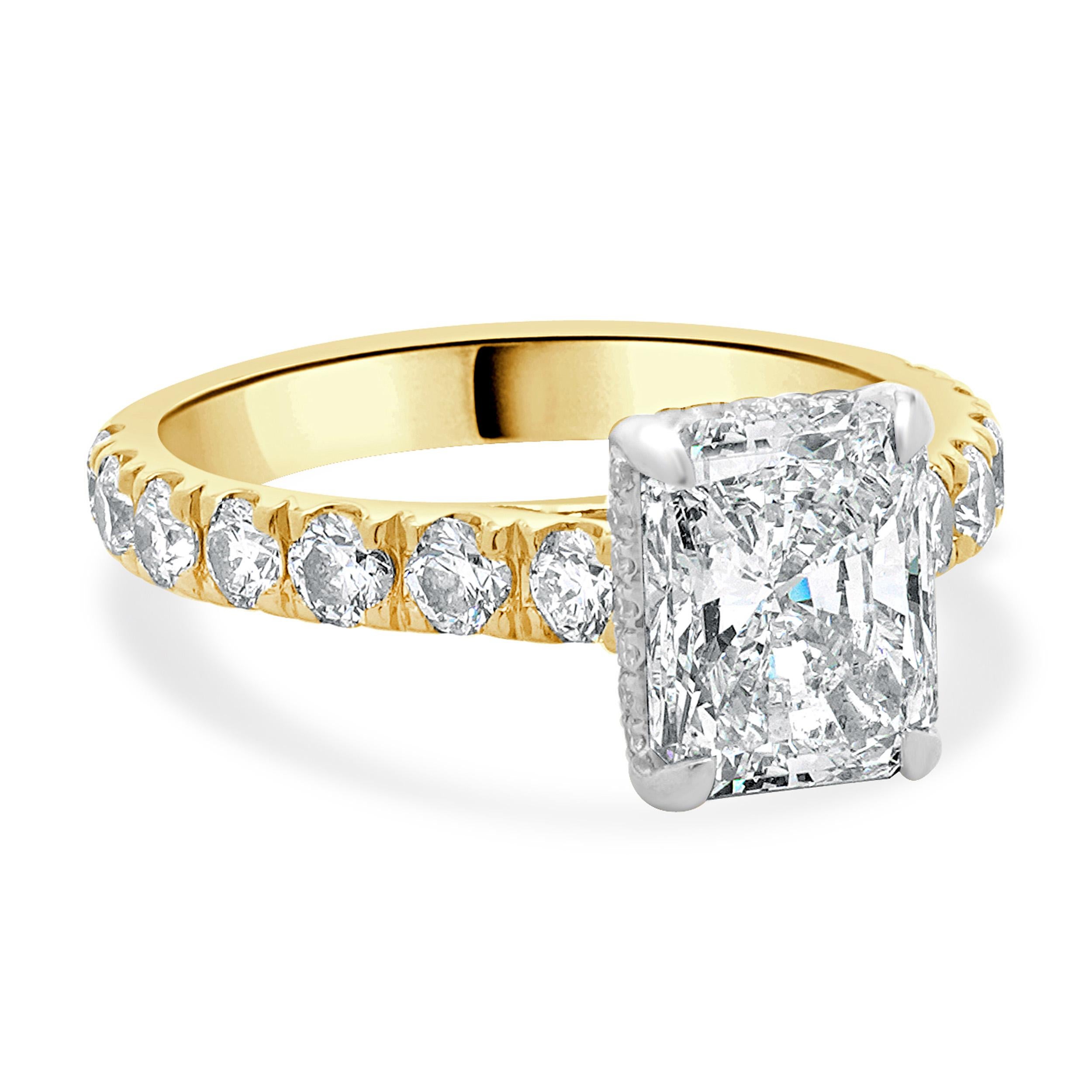 Women's 14 Karat Yellow & White Gold Radiant Cut Diamond Engagement Ring For Sale
