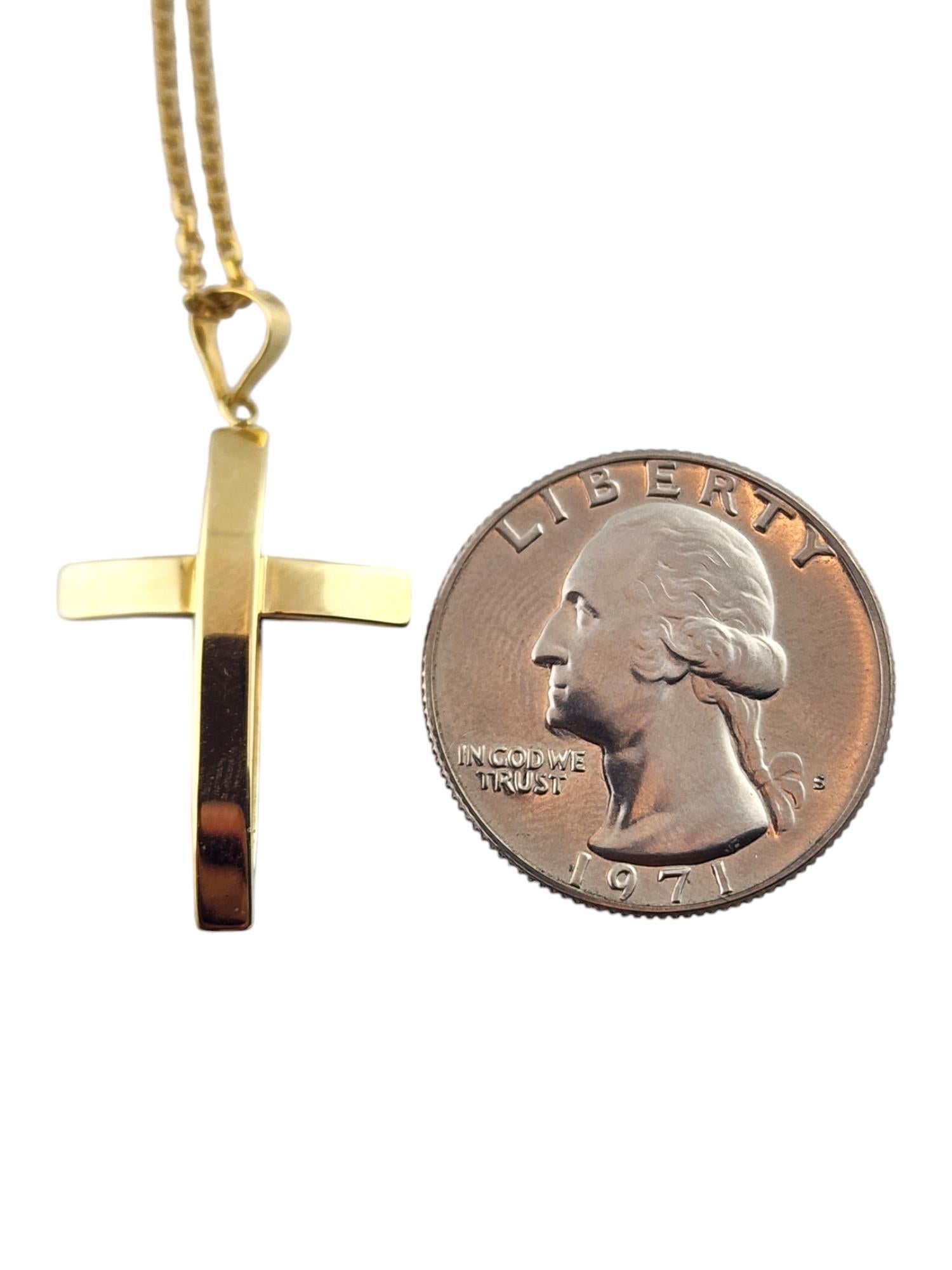 Collier pendentif croix réversible en or jaune et blanc 14 carats n° 18534 en vente 1
