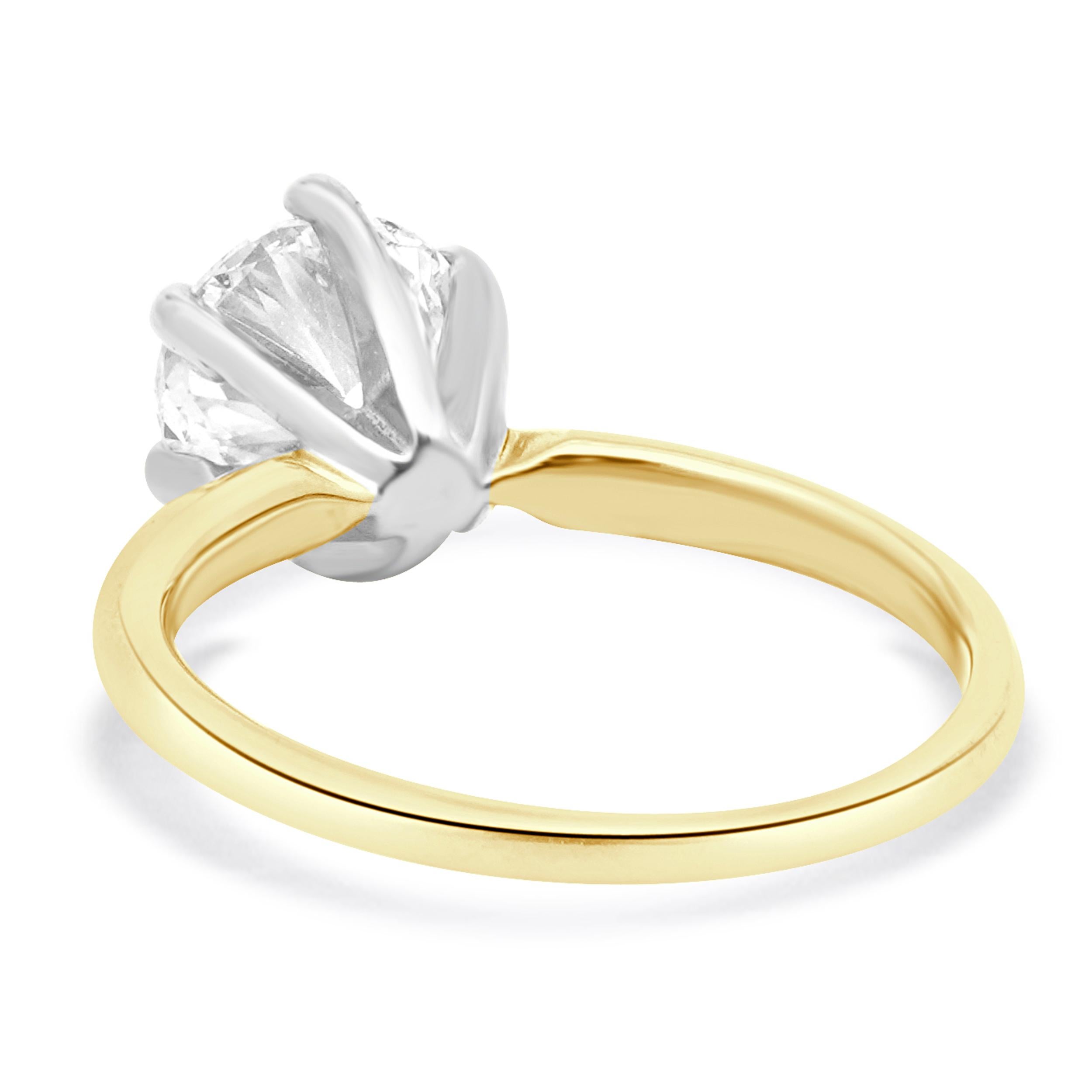 Taille ronde Bague de fiançailles en or jaune et blanc 14 carats, diamant rond taillé en brillant en vente