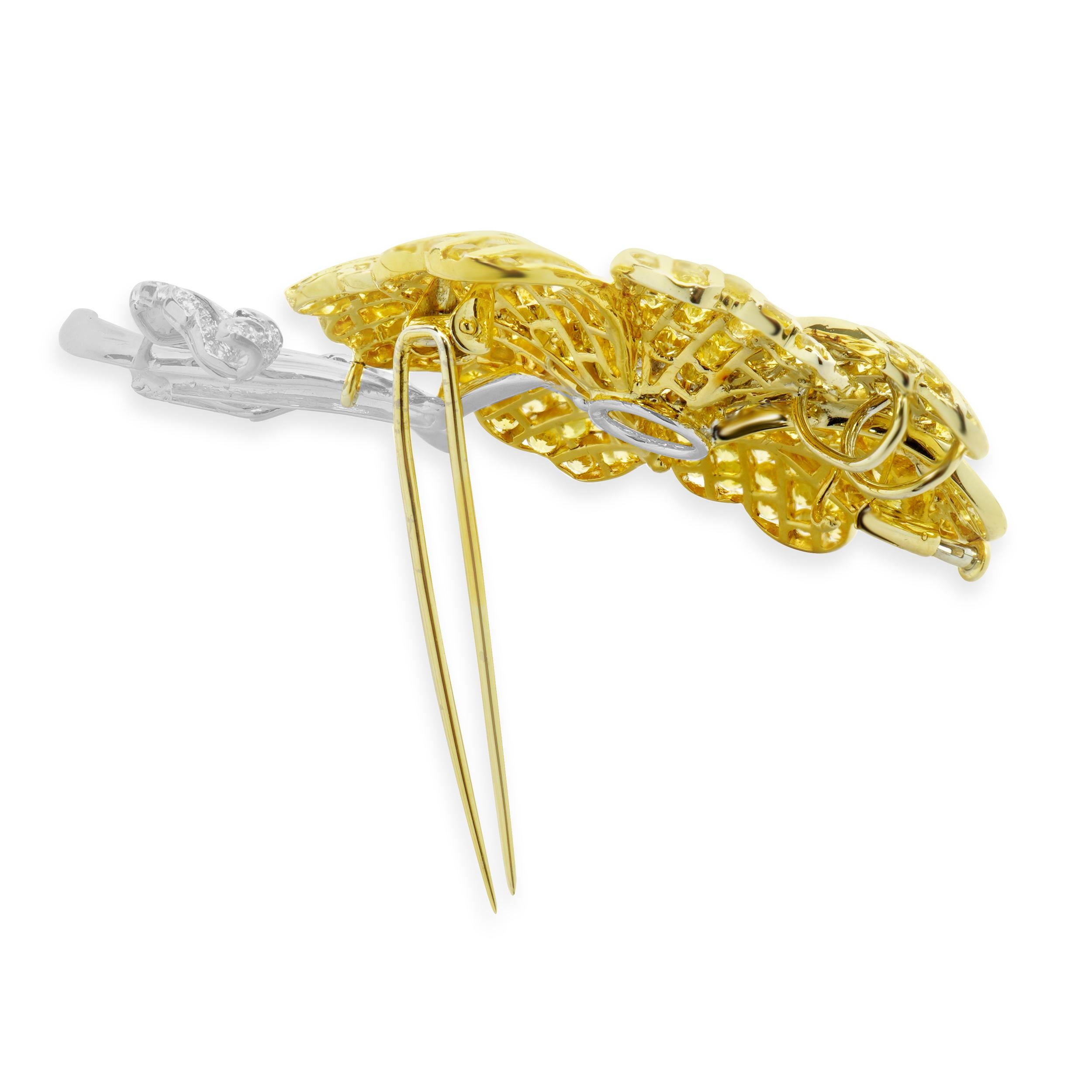 14 Karat Yellow & White Gold Yellow Sapphire and Diamond Flower Pin In Excellent Condition For Sale In Scottsdale, AZ