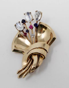 14 Karat Yellow Gold 1940s Retro Brooch with Gemstones