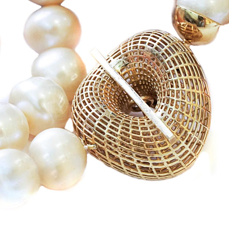 Contemporain Collier et clous d'oreilles en or 14 carats, ensemble unique de perles d'eau douce et de perles en vente