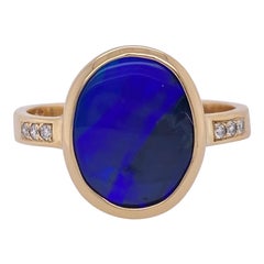 14 Karats Yellow Gold 3.03 Carat Lightning Opal Diamond Ring