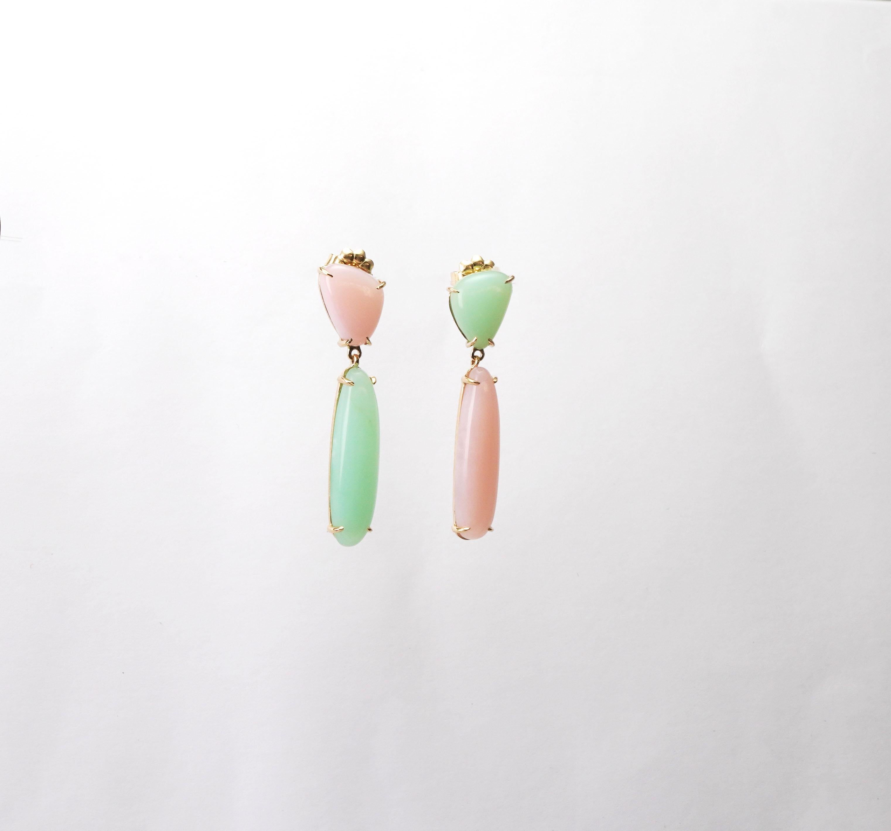 14 kt Chrysopal and Rose Opal Earrings In New Condition For Sale In София, BG