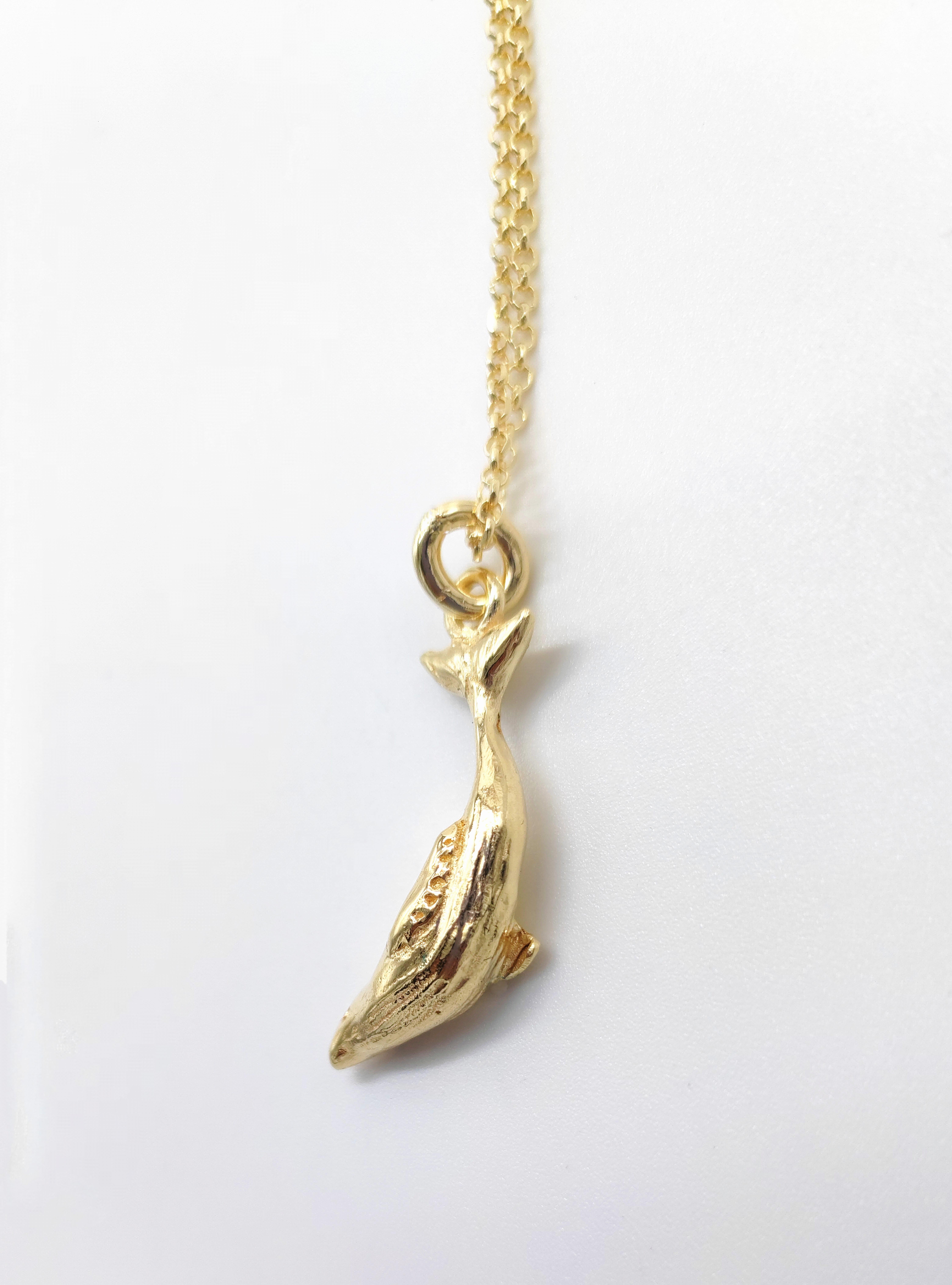 Brilliant Cut 14 Karat Gold and Brillants Necklace with Whale Pendant For Sale