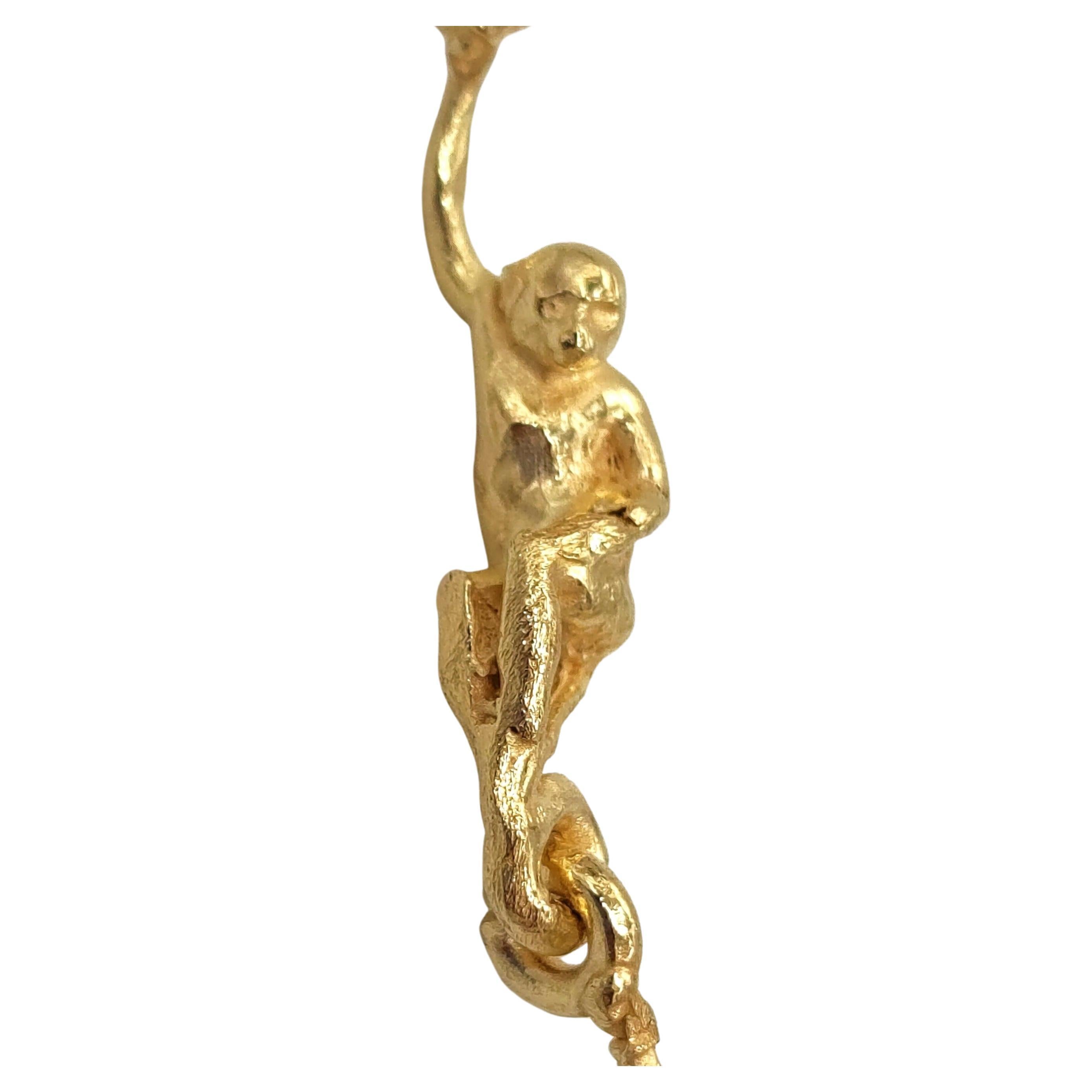 14 kt gold animal necklace "Monkeys" For Sale