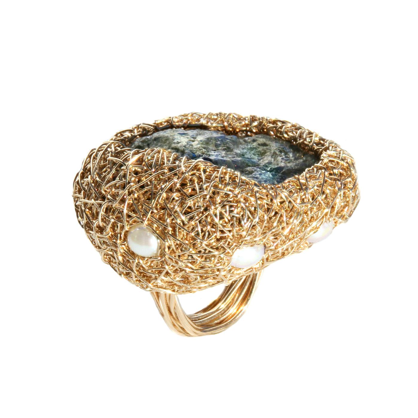 14kt Gold F. Raw Iridescent Labradorite & Pearl Cocktail Artist Statement Ring  For Sale 4