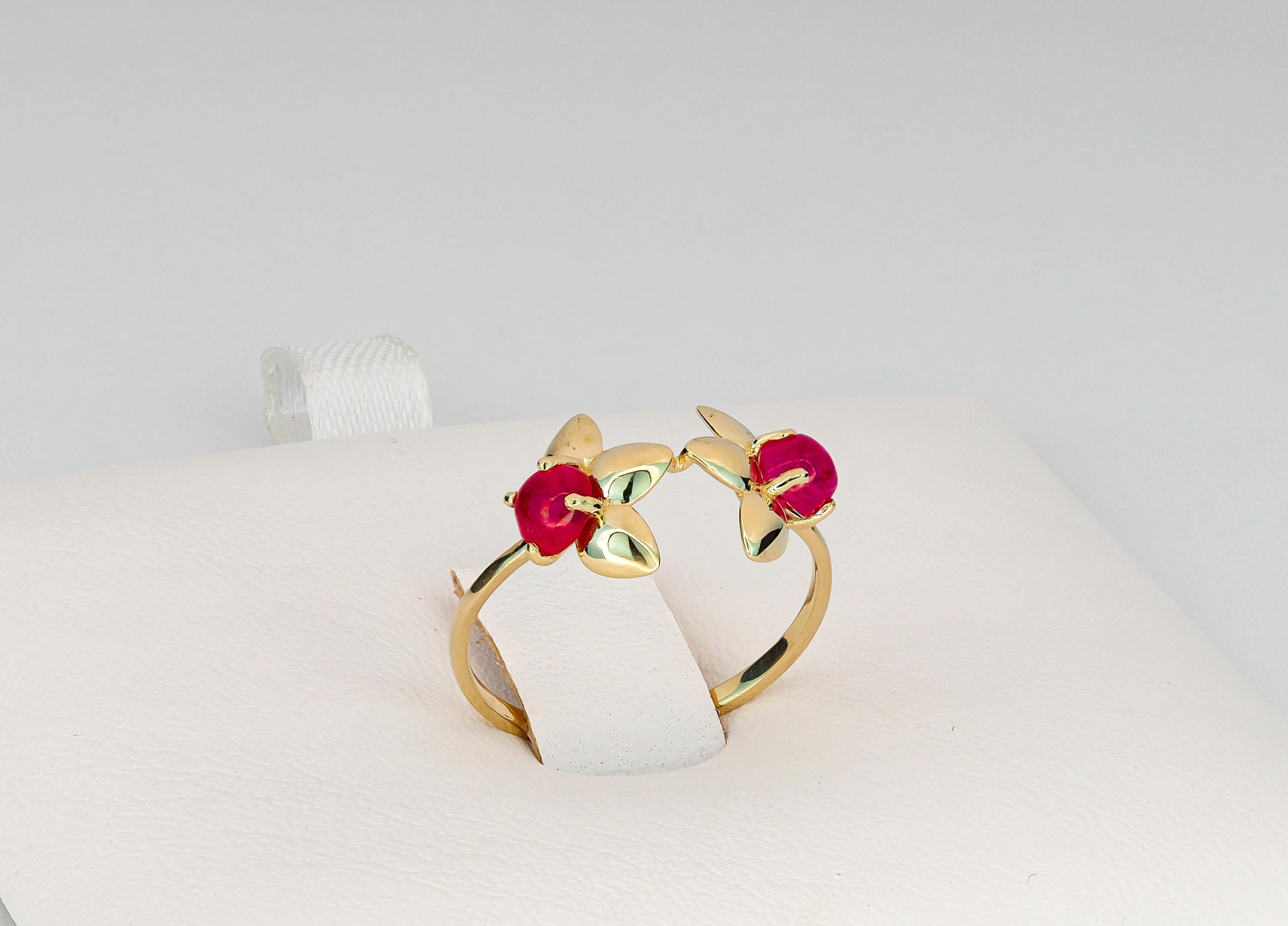 For Sale:  14 Kt Gold Ring with 2 Rubies, 3 Petal Flower Gold Ring, Trillium Ring 6