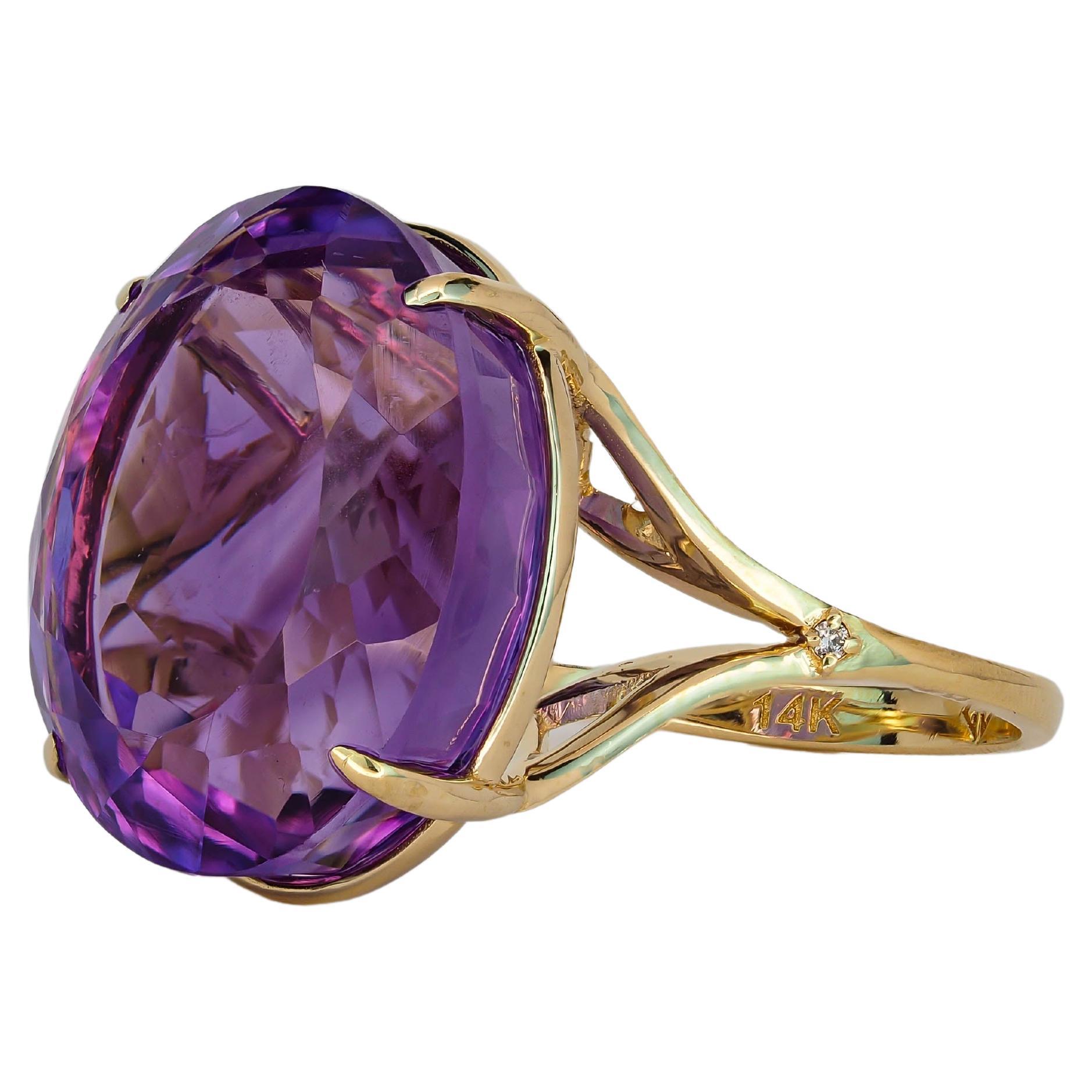 Gold and Faceted Amethyst Ring with Diamonds at 1stDibs