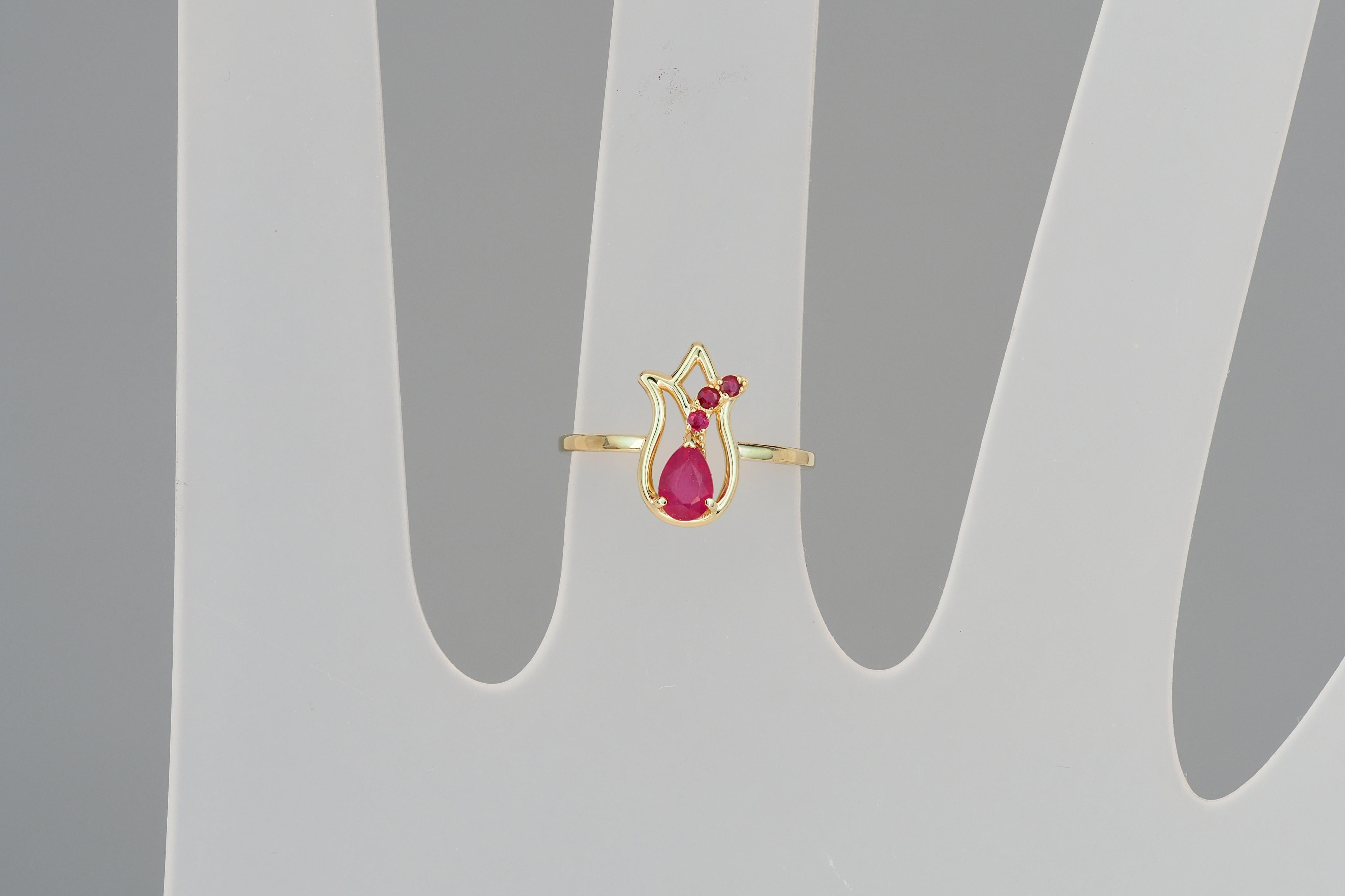 For Sale:  14k Gold Tulip Flower Ring With Rubies 8