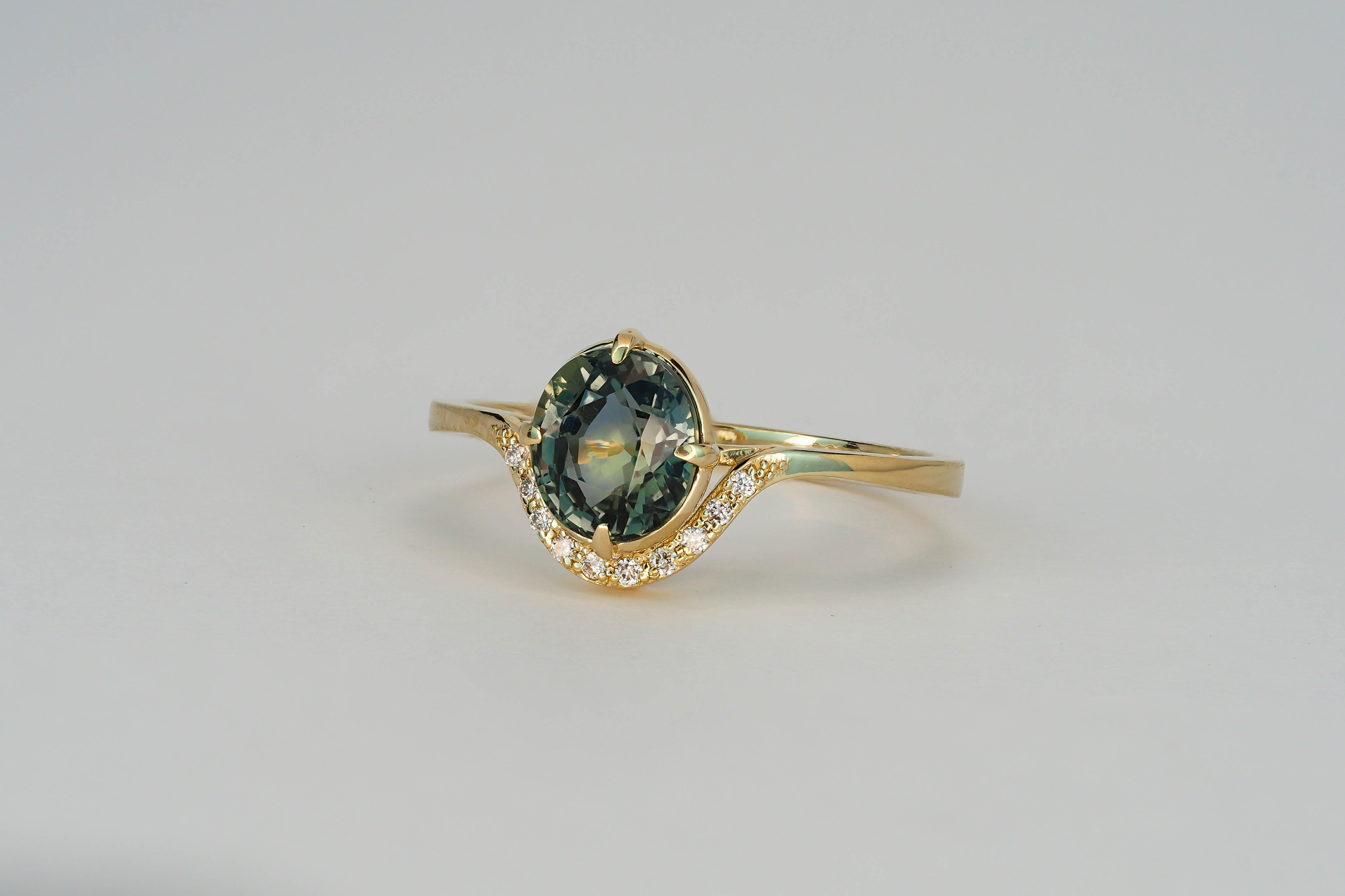 14 Kt Gold Ring with Sapphire and Diamonds In New Condition In Istanbul, TR