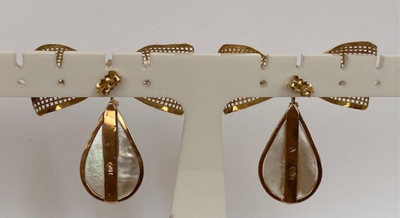 Princess Cut 14 kt. Mabe pearls, Yellow gold earrings with diamonds