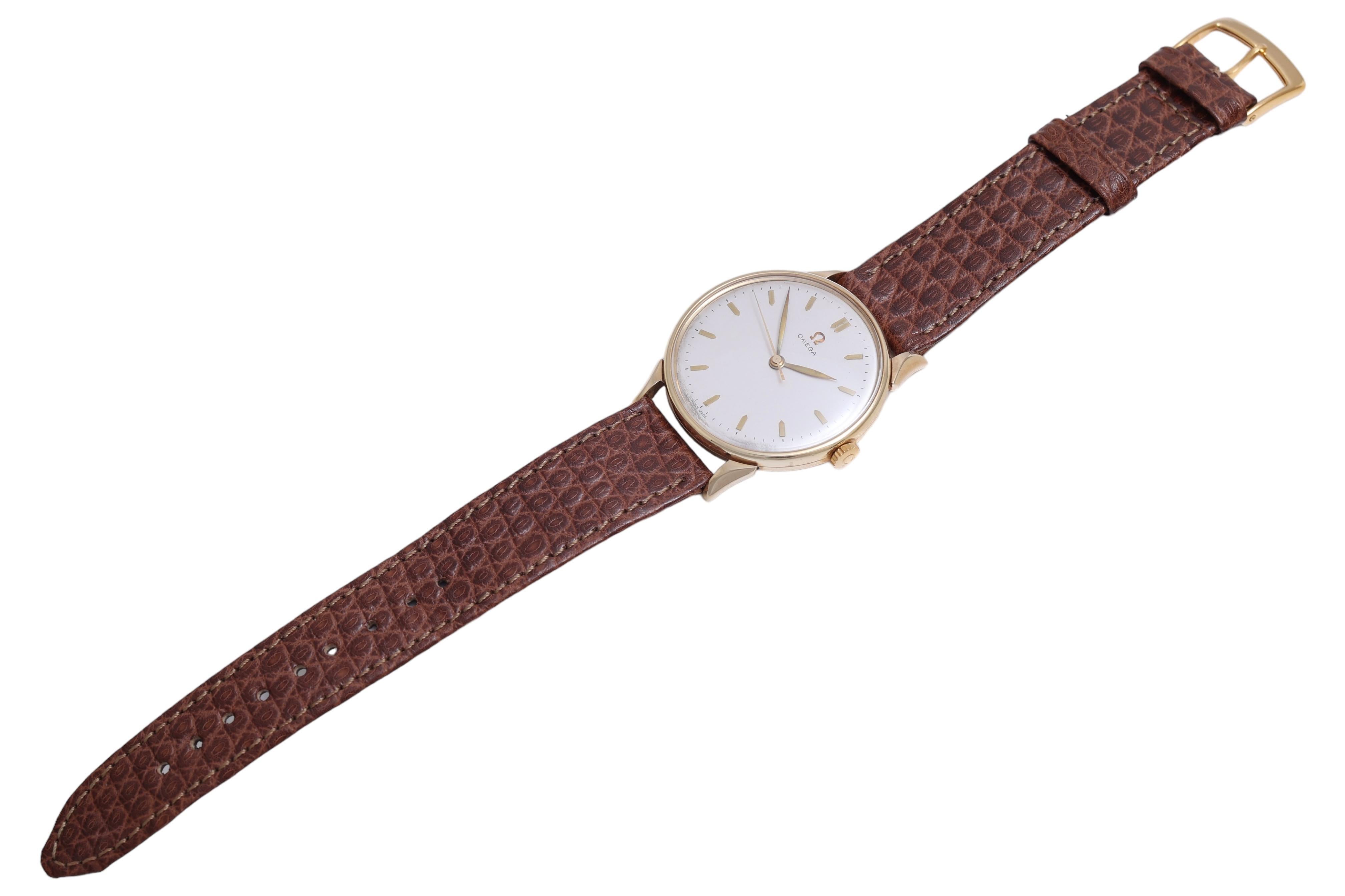 Women's or Men's 14 Kt Solid Yellow Gold Omega Jumbo, Cal 30 T2 SCPC Collectors Wrist Watch For Sale